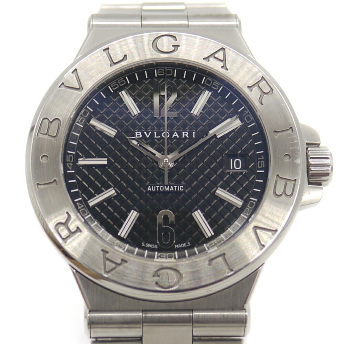 BVLGARI Diagono Date DG40S Automatic Black Dial Watch: --- Catalog ---Category: SizeWrist Size: 18cm / 7.08''Case Diameter: 40mm / 1.57''Category: DesignType: WristwatchGender: Men,WomenColor (Dial): BlackMaterial (Band): Stainless steelMaterial (Case): S
