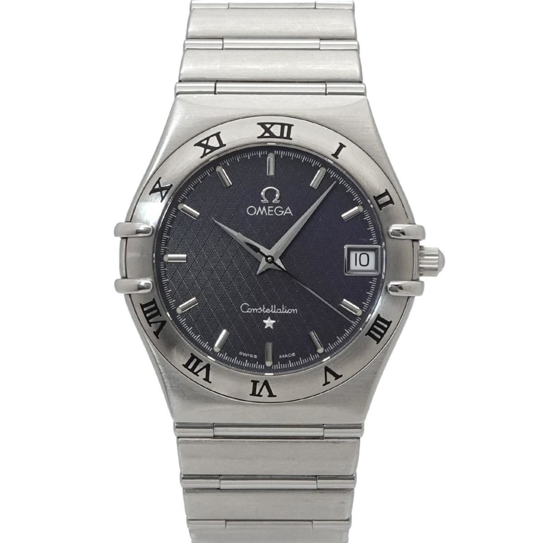 Omega Constellation Mini 1562 56 12P Diamond Ladies' Watch Black Quartz: --- Catalog ---Category: SizeWrist Size: 14cm / 5.51''Case Diameter: 23mm / 0.91''Category: DesignType: WristwatchGender: WomenColor (Dial): BlackMaterial (Band): Stainless steelMaterial (Case): Stain