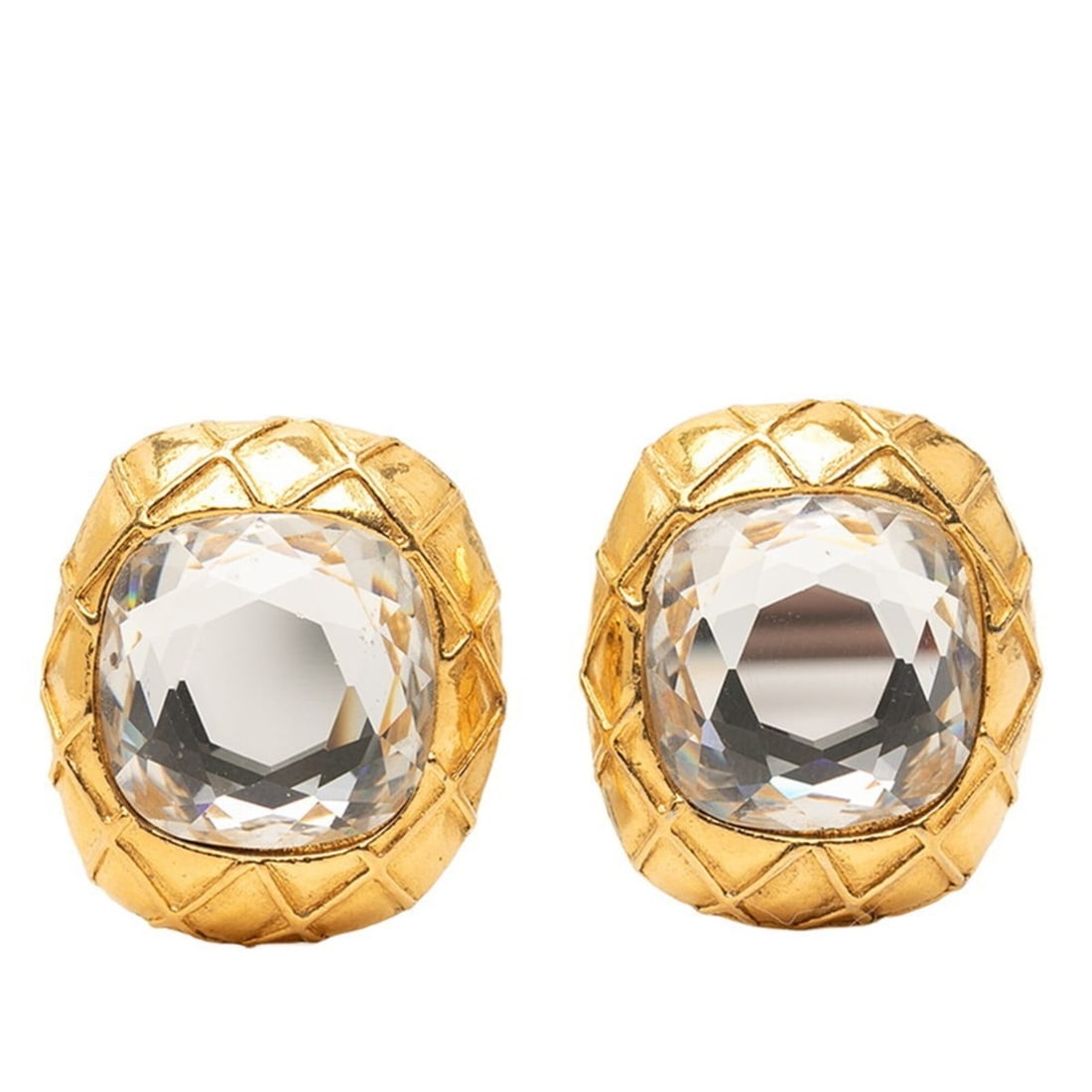 Chanel Matelassé Earrings, Gold Plated, Women's CHANEL: --- Catalog ---Category: SizeSize (HxWxD): 28.40mm x 25.00mm / 1.12'' x 0.98''Category: DesignType: Clip earringsColor: GoldGender: WomenMaterial: Gold platingCategory: GeneralBrand: Chanel--- Item Li