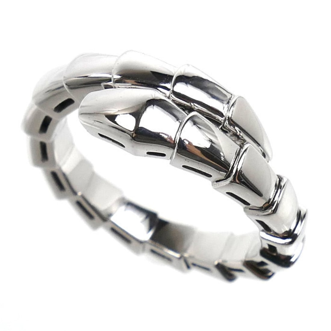 BVLGARI 18KWG White Gold Serpenti Viper Ring (358649) 7.9g Women's: --- Catalog ---Category: SizeUS Size: 7Brand Size: 54Category: DesignType: Band ringGender: WomenMaterial: White gold (18K)Category: GeneralMPN: 358649Brand: BvlgariCountry of Origin: Italy--- Item Li