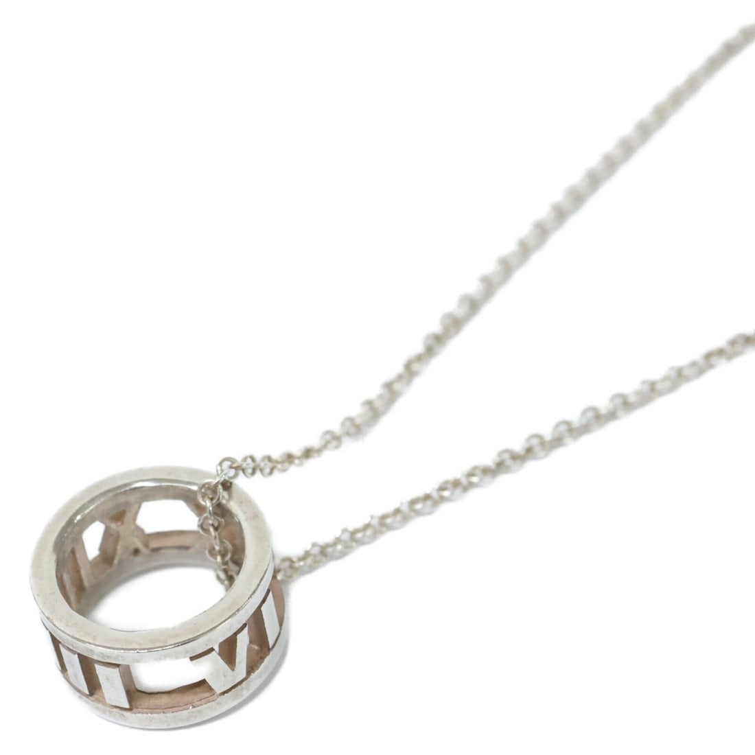 TIFFANY&Co. Tiffany & Co. AG925 Atlas Open Ring Top Necklace, Silver, Women's: --- Catalog ---Category: SizePendant Size: 10mm x 5mm / 0.39'' x 0.19''Neck Circumference: 41 cm / 16.14''Category: DesignColor: SilverGender: WomenMaterial: Silver 925Necklace Type: NecklaceCategory:
