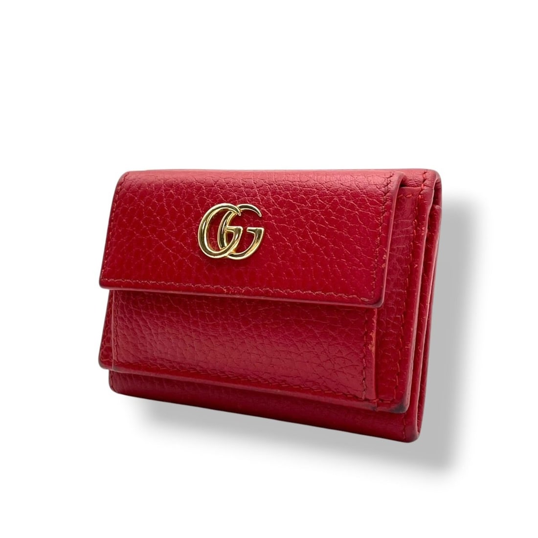 Gucci Petite Marmont GG Tri-fold Wallet, Rose Red, Red with Gold Hardware, Women's, W5: --- Catalog ---Category: SizeSize (HxWxD): 7cm x 9.5cm x 2.5cm / 2.75'' x 3.74'' x 0.98''Category: DesignType: Wallet (tri-fold)Color: Rose redGender: WomenMaterial: Leather Category: GeneralMPN: 4561