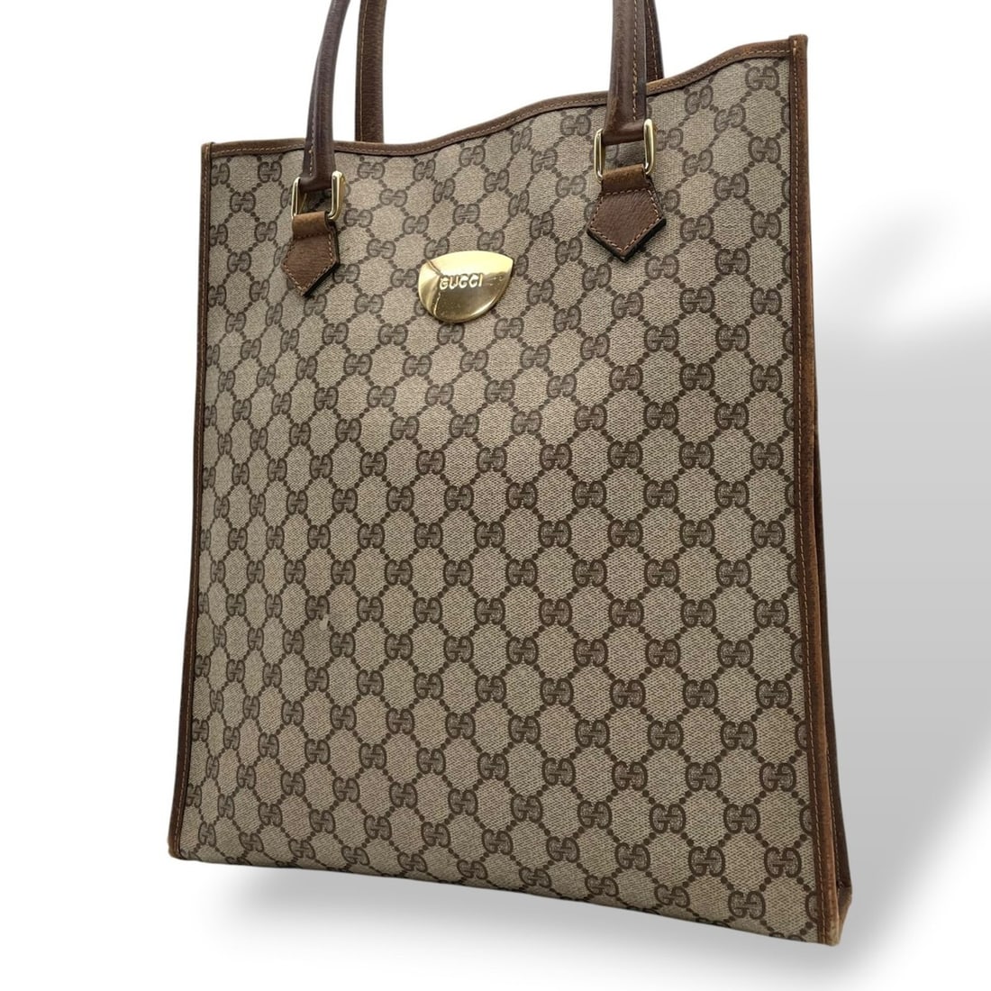 Gucci Tote Bag Handbag Old GG Plus Leather Greige Dark Brown Gold Hardware U10: --- Catalog ---Category: SizeSize (HxWxD): 38cm x 33cm x 7cm / 14.96'' x 12.99'' x 2.75''Category: DesignType: Handbag, Tote bagColor: Dark brown, GrayishGender: WomenMaterial: PVC , Leather Category:
