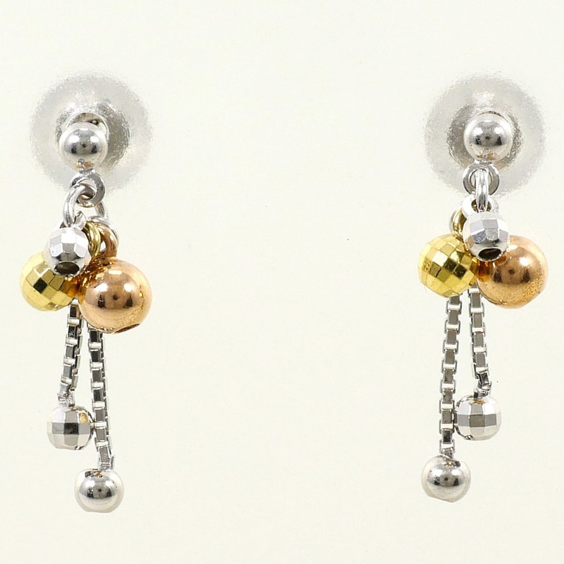 18K (18-karat gold) Yellow Gold (YG) Earrings, 14K White (WG), Total Weight 0.7g, Jewelry (1 of 4)