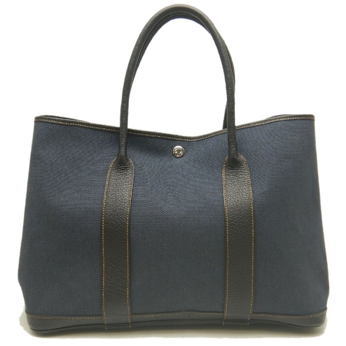 HERMES Garden Party PM Handbag, Toile H Denim Foncé, Women's, 253906: --- Catalog ---Category: SizeSize (HxWxD): 25cm x 35cm x 18cm / 9.84'' x 13.77'' x 7.08''Category: DesignType: HandbagGender: WomenMaterial: Toile H Hardware Color: SilverCategory: GeneralLine: Garden