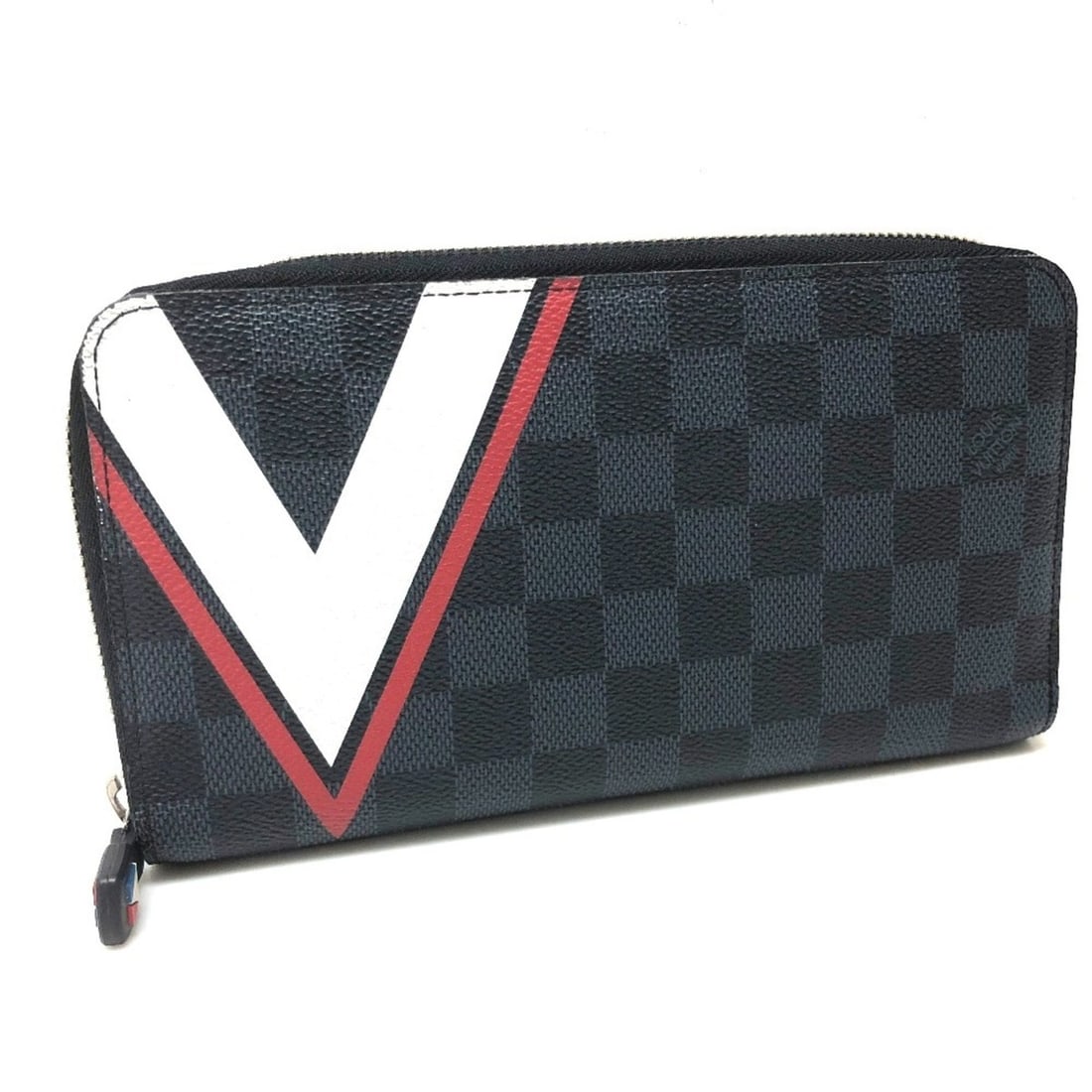 LOUIS VUITTON N64013 America's Cup 2017 Limited Zippy Organizer Round Zipper Long Wallet (With Coin: --- Catalog ---Category: SizeSize (HxWxD): 11.5cm x 21cm / 4.52'' x 8.26''Category: DesignType: Coin purse/coin caseColor: Galle, NavyGender: MenClosure: OpenCategory: GeneralMPN: N64013Line: America�