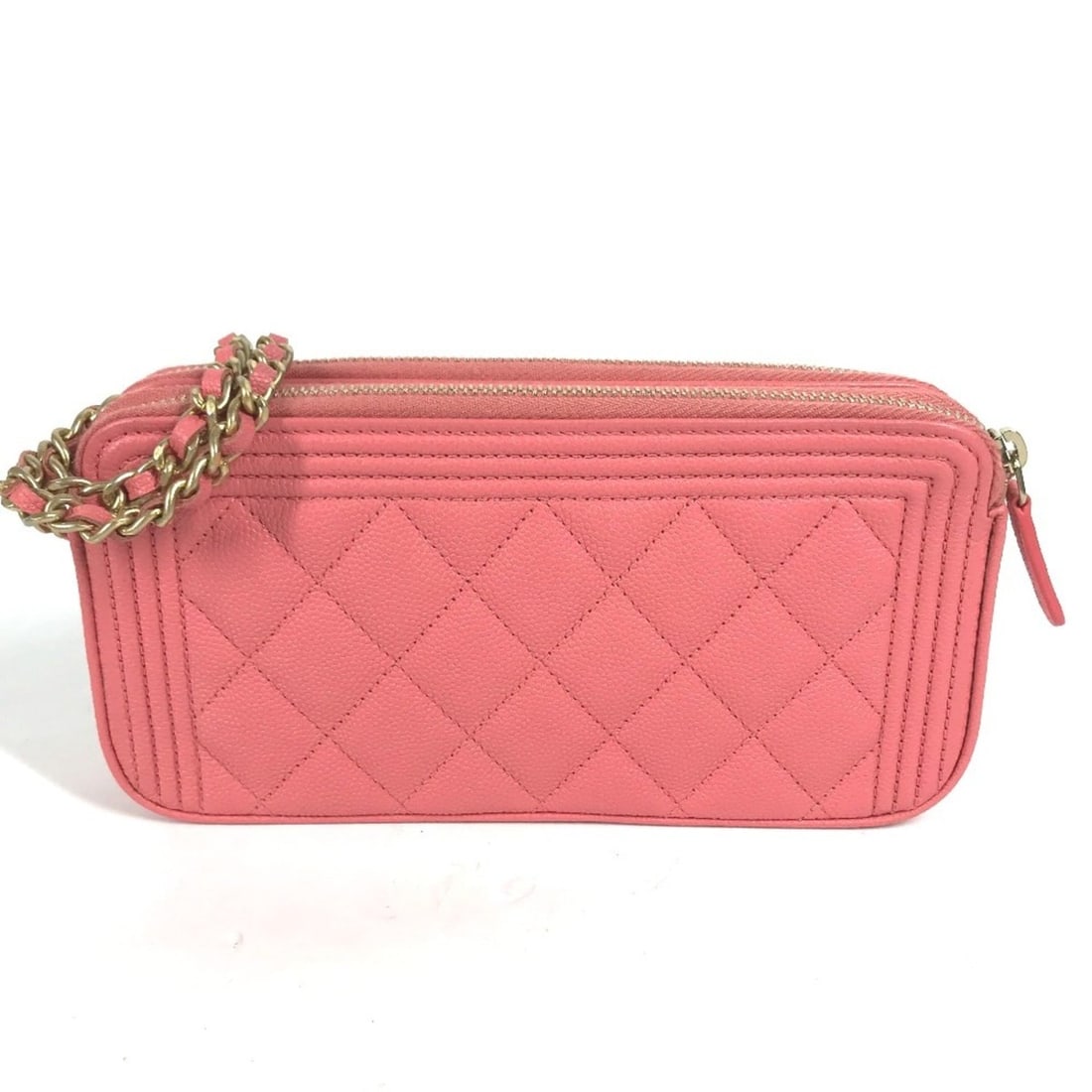 CHANEL A84069 CC Coco Mark Boy Chanel Shoulder Bag Long Wallet Caviar Skin Women's Pink x: --- Catalog ---Category: SizeSize (HxWxD): 9.5cm x 19cm / 3.74'' x 7.48''Strap / Chain Length: 1.22m / 48.03''Category: DesignType: Chain/Shoulder walletColor: PinkGender: WomenClosure: ZipperMaterial