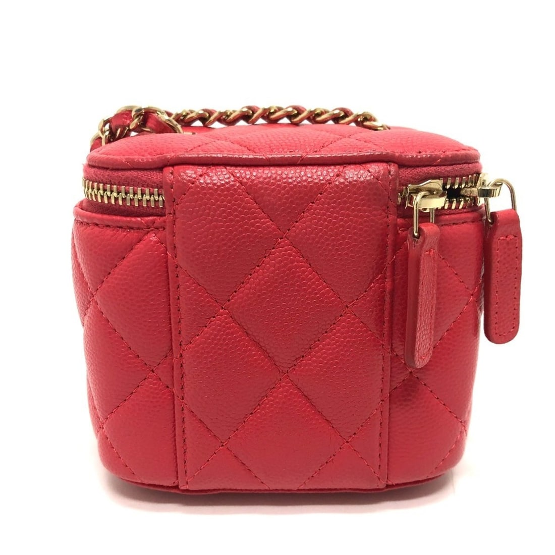 CHANEL AP1340 CC Coco Mark Matelasse Vanity Bag Chain Shoulder Caviar Skin Women's Pink G-230725-64: --- Catalog ---Category: DesignType: Shoulder bag, Vanity bagColor: PinkGender: WomenMaterial: Caviar leather Category: GeneralBrand: Chanel--- Item List ---Section: ConditionRanking: Rank A Used - A 