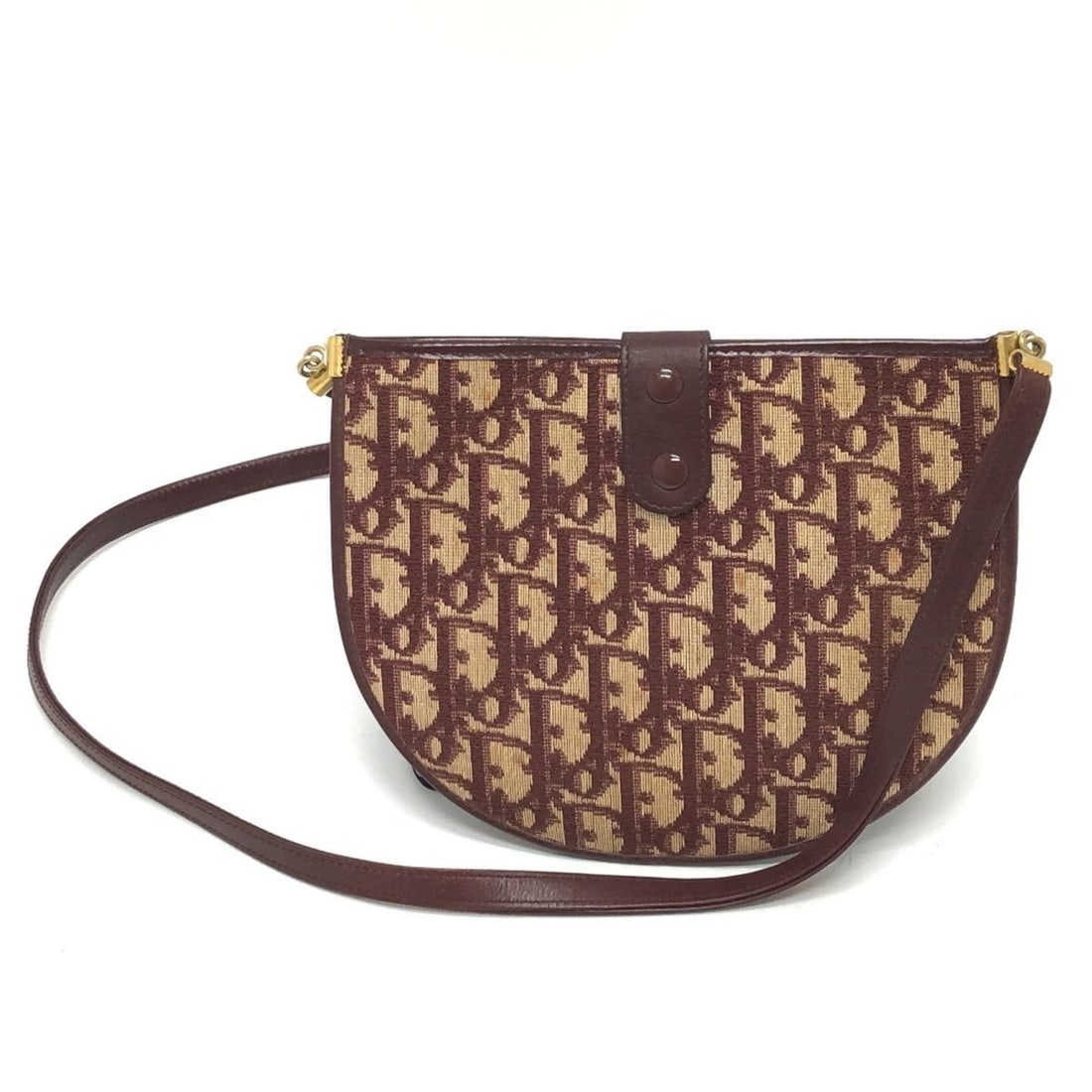 Christian Dior Dior Trotter CD Shoulder Bag Canvas Leather Women's Red L-240627-17: --- Catalog ---Category: SizeSize (HxWxD): 16cm x 20cm / 6.29'' x 7.87''Strap Length: 93cm / 36.61''Category: DesignType: Shoulder bagColor: Red colorGender: WomenClosure: Snap fastenerMaterial: Trott