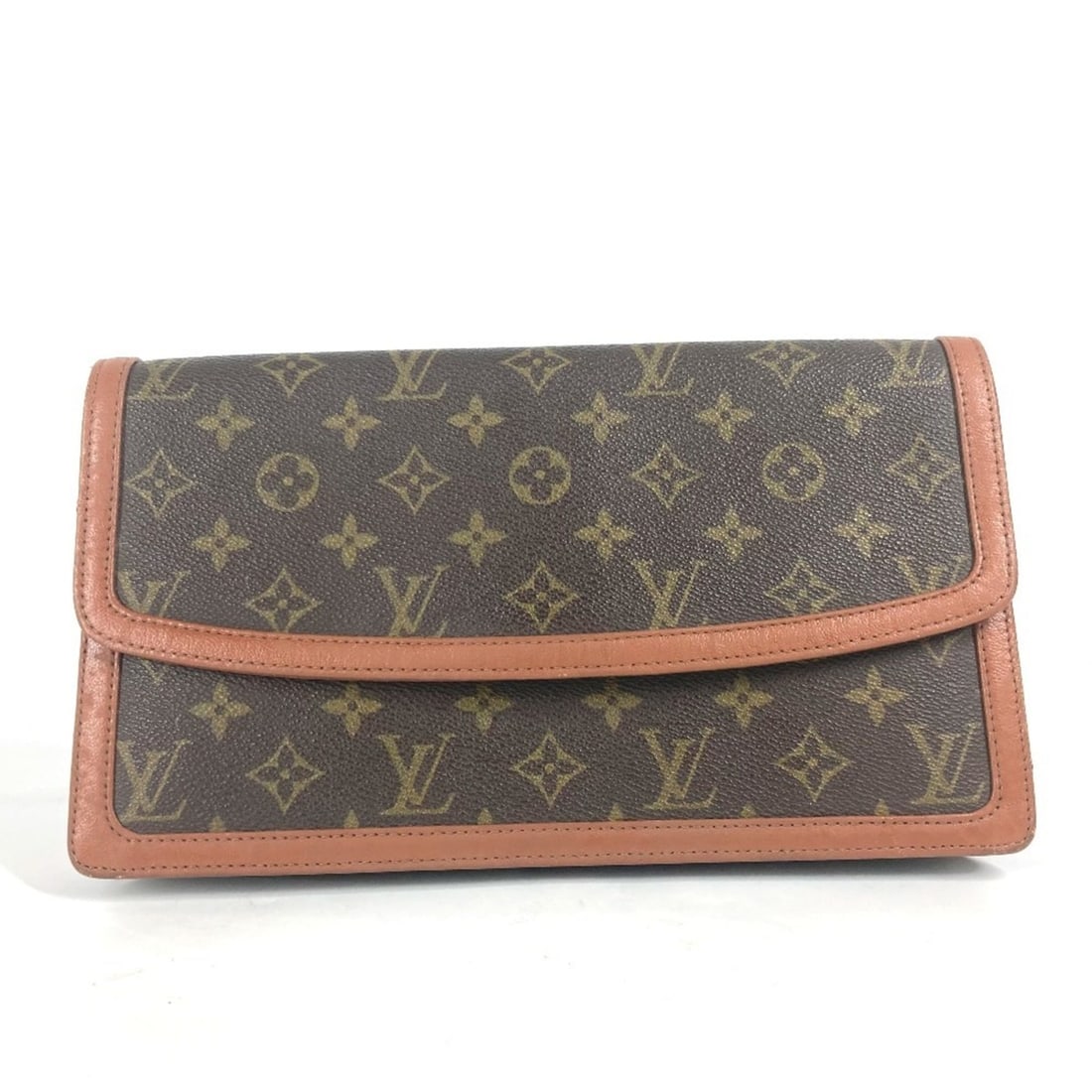 LOUIS VUITTON M51810 Monogram Pochette Dame GM Pouch Clutch Bag Canvas Women's Brown: --- Catalog ---Category: SizeSize (HxWxD): 17cm x 29cm / 6.69'' x 11.41''Category: DesignType: Clutch bag, Pochette, PouchColor: Brown, MonogramGender: WomenMaterial: Monogram Category: GeneralBrand: 