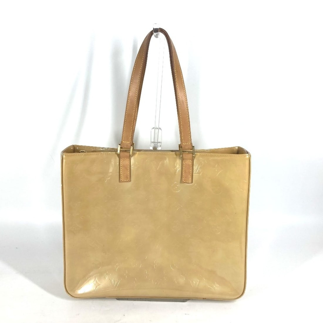 LOUIS VUITTON M91023 Monogram Vernis Columbus Tote Bag Shoulder Canvas Women's Beige G-240610-69: --- Catalog ---Category: SizeSize (HxWxD): 29.5cm x 36cm x 8.5cm / 11.61'' x 14.17'' x 3.34''Category: DesignType: Shoulder bag, Tote bagColor: BeigeGender: WomenMaterial: Monogram Vernis Category: Ge