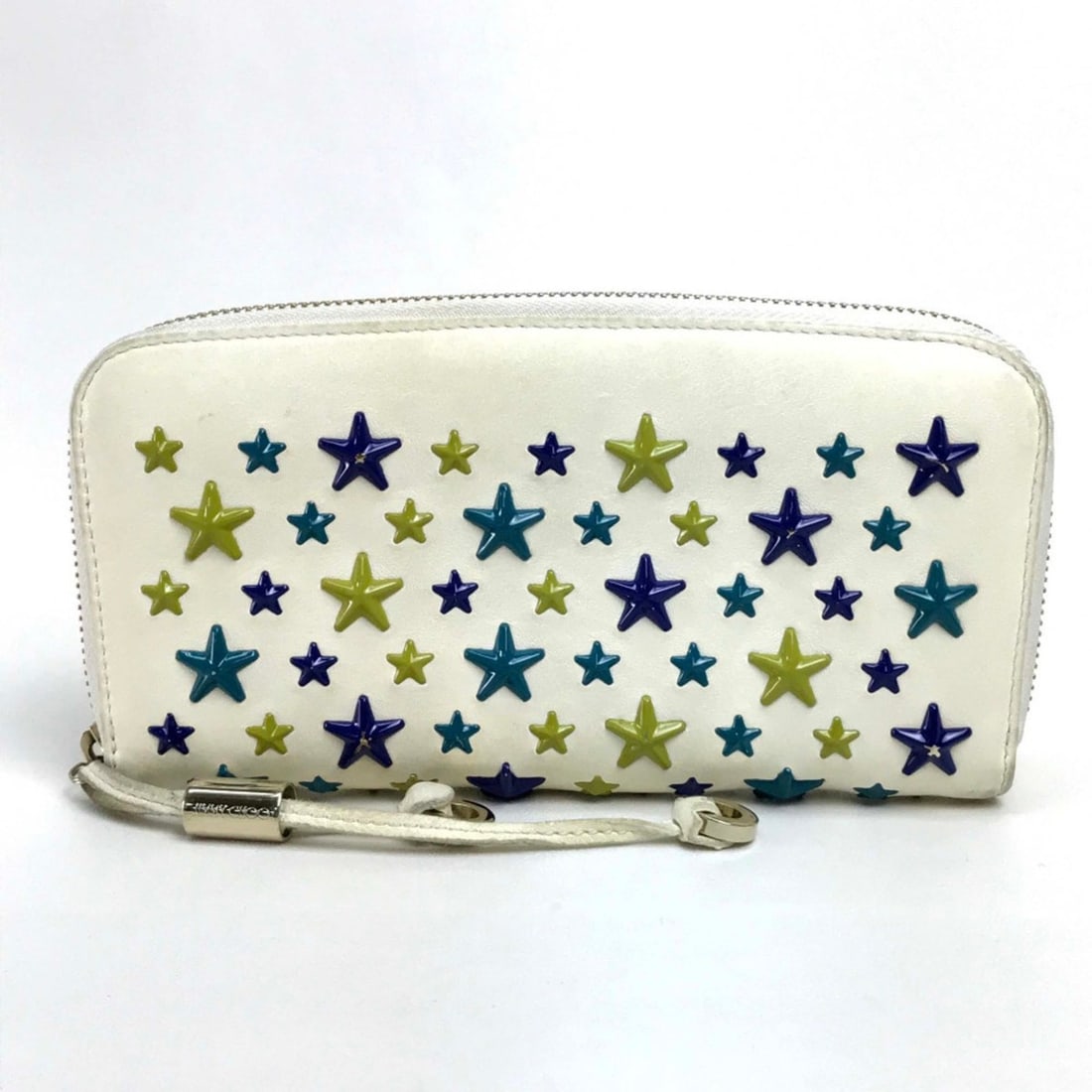 JIMMY CHOO Jimmy Choo Round Long Wallet Star Studs Accessories Small Items Leather Off-White Women's: --- Catalog ---Category: SizeSize (HxWxD): 10cm x 19.5cm / 3.93'' x 7.67''Category: DesignType: Long wallet (bi-fold)Color: Multi-color, Off-whiteGender: WomenMaterial: Leather Category: GeneralBrand: