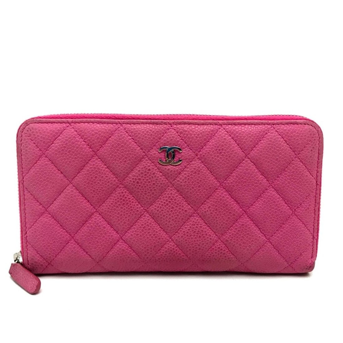 CHANEL A50097 Round Long Wallet Matelasse CC Coco Soft Caviar Skin Pink Women's: --- Catalog ---Category: SizeSize (HxWxD): 10.5cm x 19.5cm x 2cm / 4.13'' x 7.67'' x 0.78''Category: DesignType: Long bill wallet (bi-fold)Color: PinkGender: WomenMaterial: Caviar leather Category: Ge