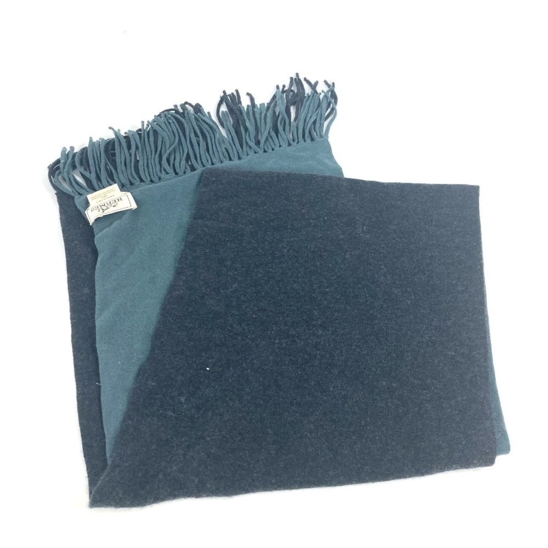 HERMES Hermes Bicolor Scarf Cashmere Men's G-240810-44: --- Catalog ---Category: SizeSize (LxW): 1.5m x 30cm / 59.05'' x 11.81''Category: DesignType: ShawlColor: BlackGender: Men,WomenMaterial: Cashmere Category: GeneralBrand: Hermes--- Item List ---Sectio