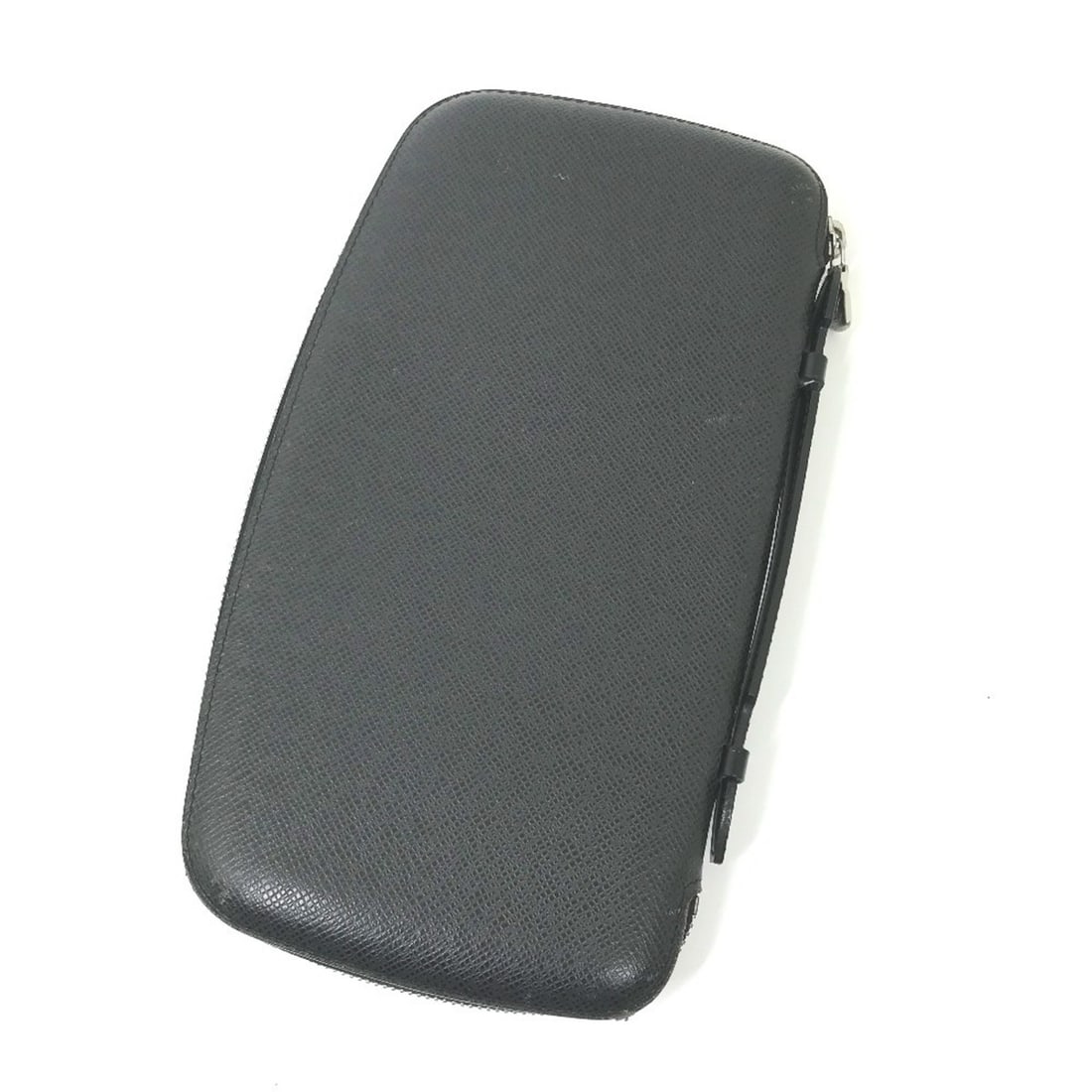 LOUIS VUITTON M30652 Taiga Organizer Atoll Travel Case Handbag Long Wallet Leather Men's Aldwaz: --- Catalog ---Category: SizeSize (HxWxD): 14cm x 26.5cm / 5.51'' x 10.43''Category: DesignType: Long wallet (bi-fold)Color: BlackGender: MenMaterial: Taiga leather Category: GeneralBrand: Louis Vuitt