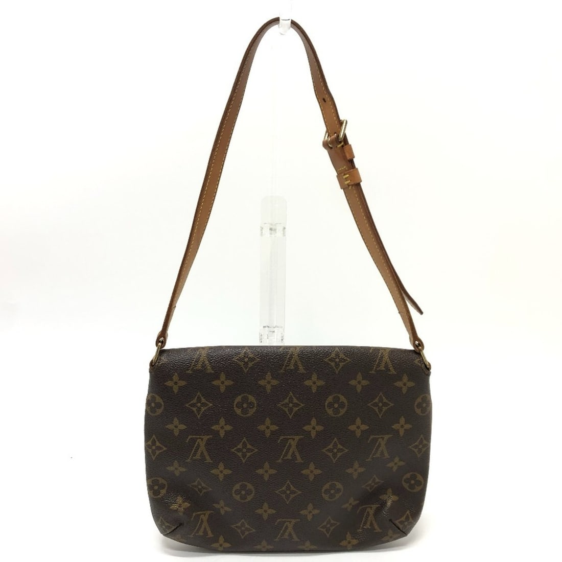 LOUIS VUITTON M51257 Monogram Musette Tango Short Flap Shoulder Bag Canvas Women's Brown E-240731-5: --- Catalog ---Category: SizeSize (HxWxD): 18cm x 24cm / 7.08'' x 9.44''Strap Length: 76cm / 29.92''Category: DesignType: Shoulder bagColor: BrownGender: WomenClosure: MagnetMaterial: Monogram Categor