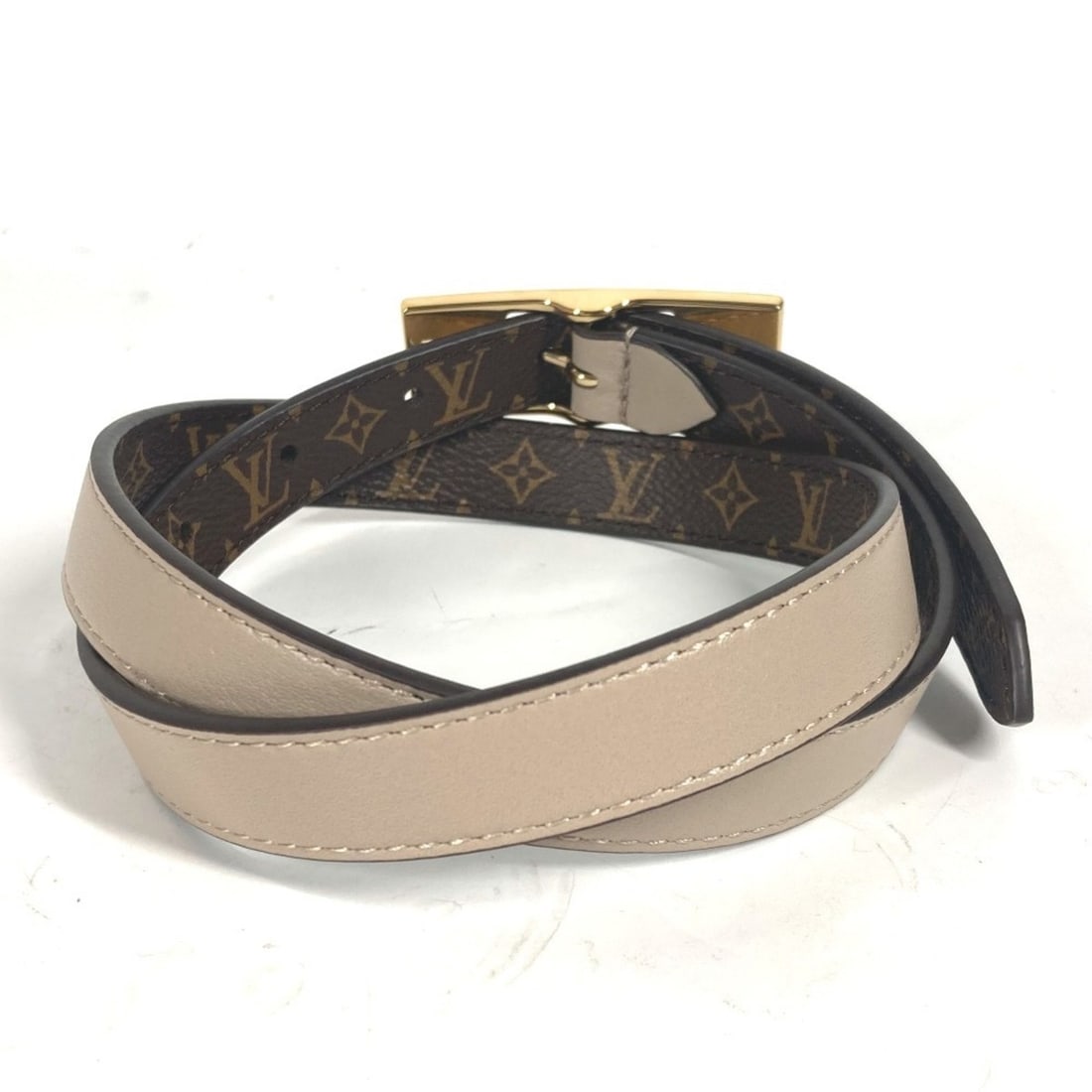 LOUIS VUITTON M8370Y Monogram Belt LV Duo 18MM Reversible Thin Canvas Leather Women's Brown: --- Catalog ---Category: SizeLength: 64cm - 73.5cm / 25.19'' - 28.93''Category: DesignType: Standard beltColor: Beige, BrownGender: WomenMaterial (Strap): Monogram , Canvas , Leather Category: General