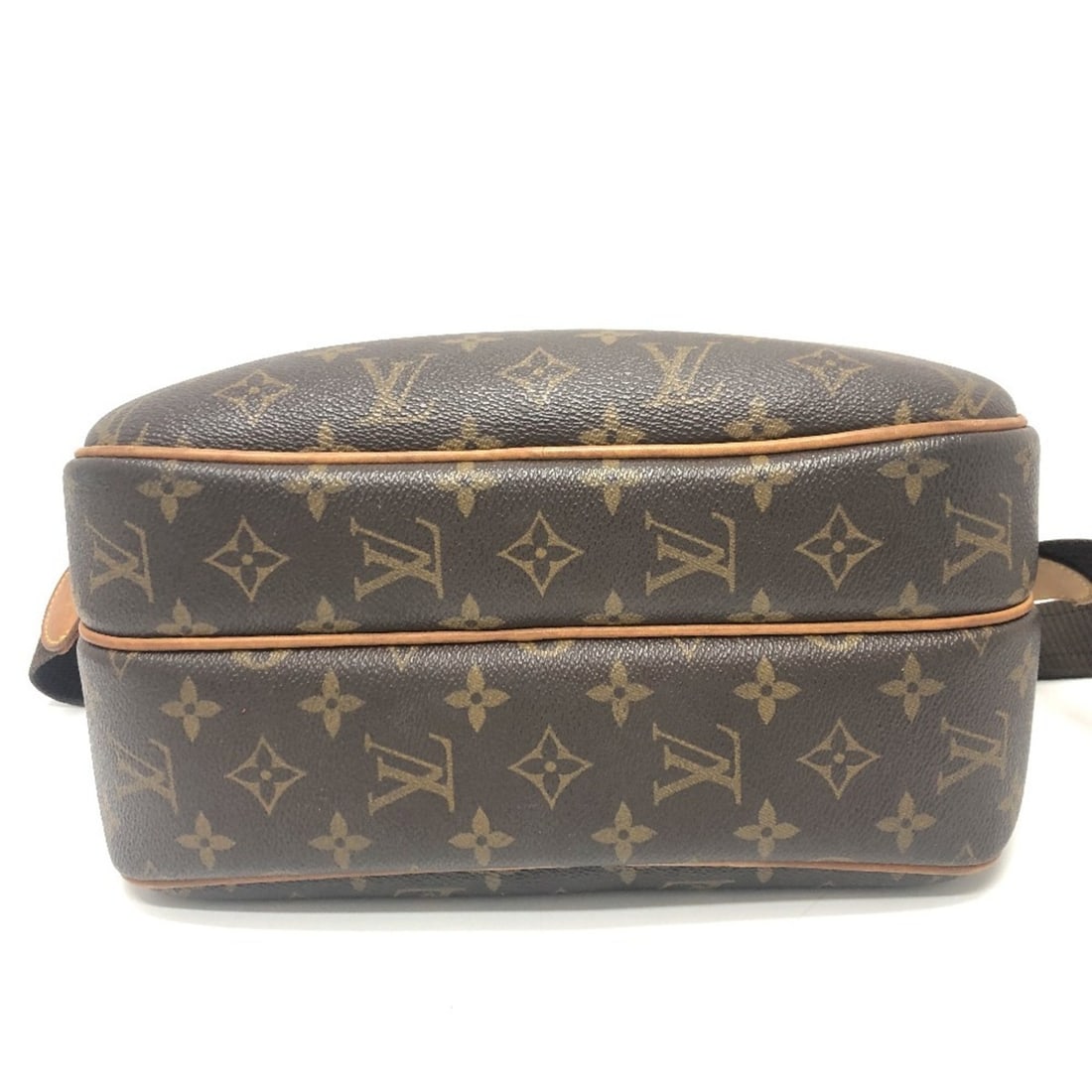 LOUIS VUITTON Louis Vuitton M45254 Monogram Reporter PM W-Zip Bag Shoulder Canvas Women's Brown: --- Catalog ---Category: SizeSize (HxWxD): 19.5cm x 28cm x 12.5cm / 7.67'' x 11.02'' x 4.92''Strap Length: 56cm / 22.04''Category: DesignType: Shoulder bagColor: Brown, MonogramGender: WomenClosure: Z
