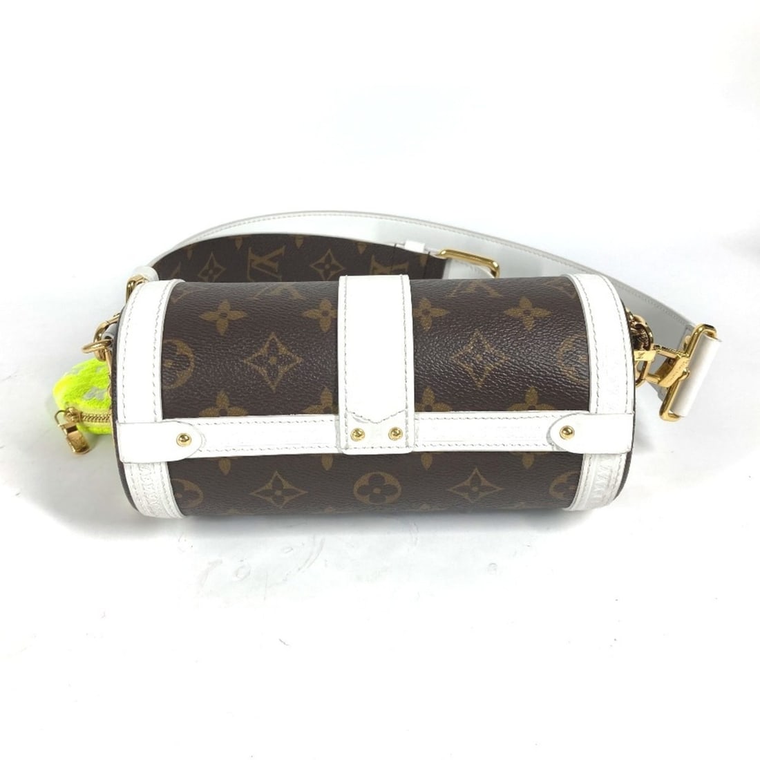 LOUIS VUITTON M81485 Monogram Papillon Trunk Chain Bag Cylindrical 3WAY Shoulder Canvas Women's: --- Catalog ---Category: SizeSize (HxWxD): 9cm x 19.5cm x 7cm / 3.54'' x 7.67'' x 2.75''Category: DesignType: Pouch, Shoulder bagColor: Brown, WhiteGender: WomenMaterial: Monogram , Canvas Category: G
