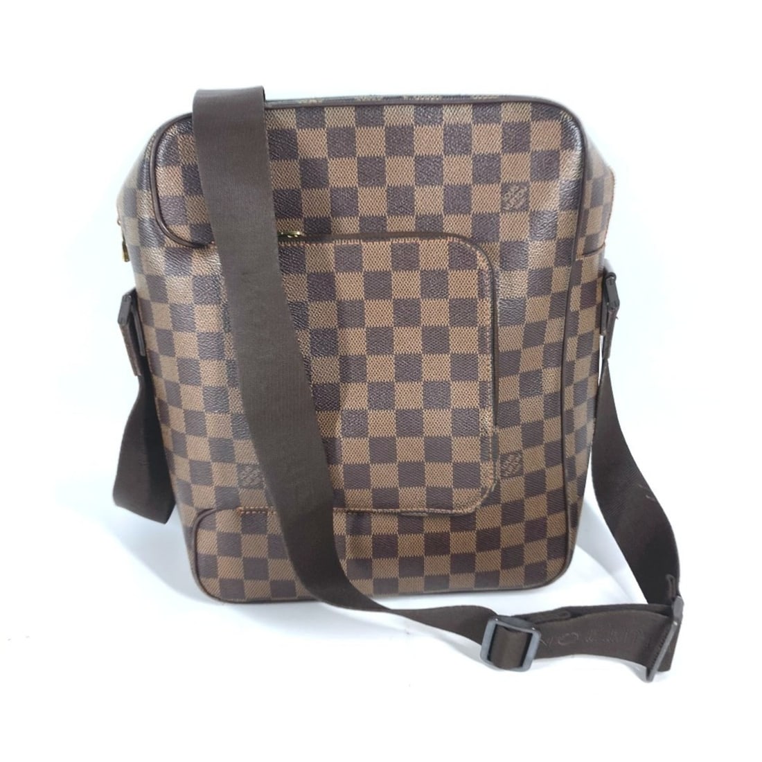 LOUIS VUITTON N41441 Damier Olaf MM Pochette Shoulder Bag Canvas Women's Ebene Brown OT-240903-7: --- Catalog ---Category: SizeSize (HxWxD): 31cm x 23.5cm x 10.5cm / 12.2'' x 9.25'' x 4.13''Category: DesignType: Shoulder bagColor: BrownGender: Men,WomenMaterial: Damier Canvas Category: GeneralBran