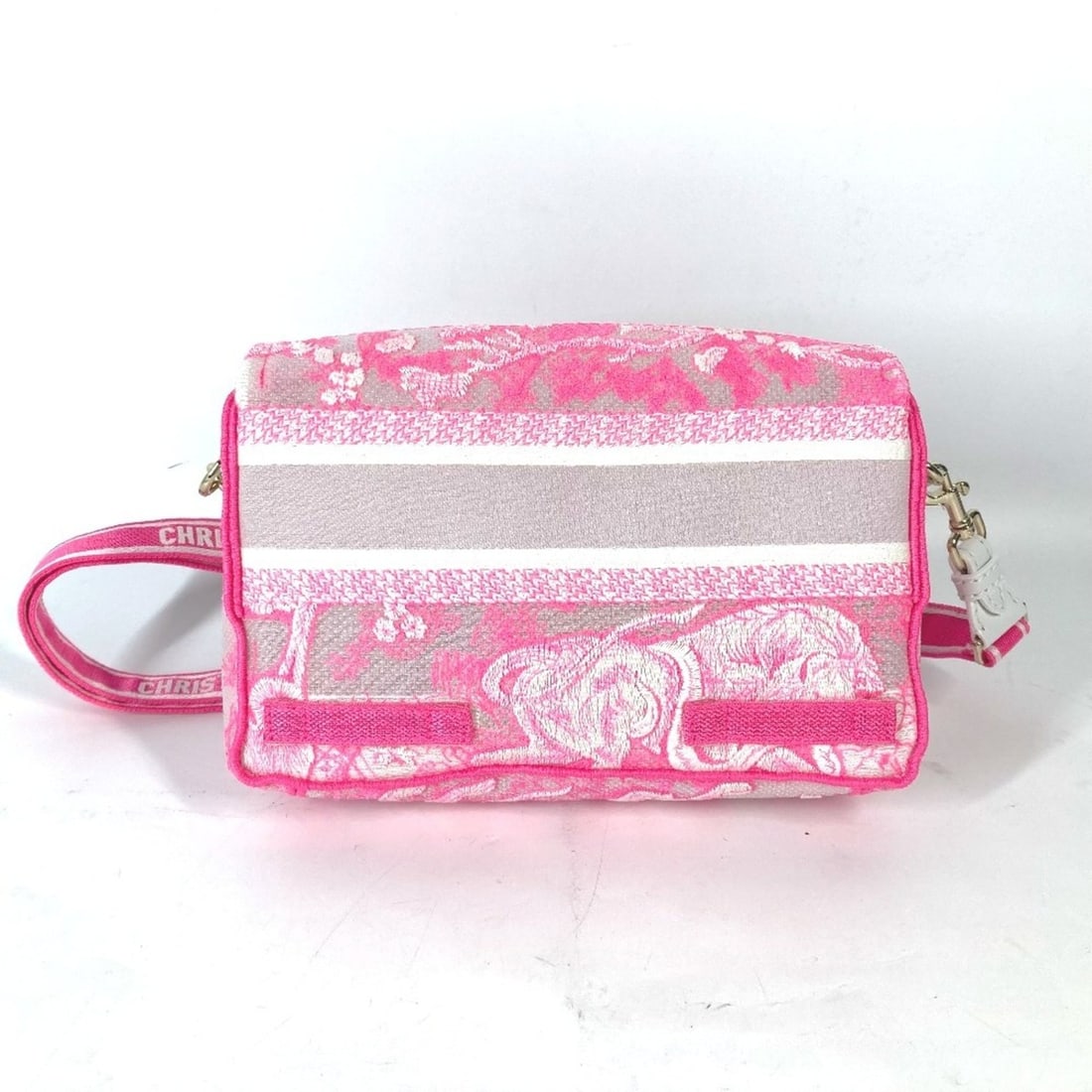 Christian Dior Dior Toile de Jouy Embroidered Shoulder Bag Canvas Women's Pink L-240923-9: --- Catalog ---Category: SizeSize (HxWxD): 16cm x 23cm x 7cm / 6.29'' x 9.05'' x 2.75''Category: DesignType: Shoulder bagColor: Pink, WhiteGender: WomenMaterial: Canvas Category: GeneralBrand: Christi