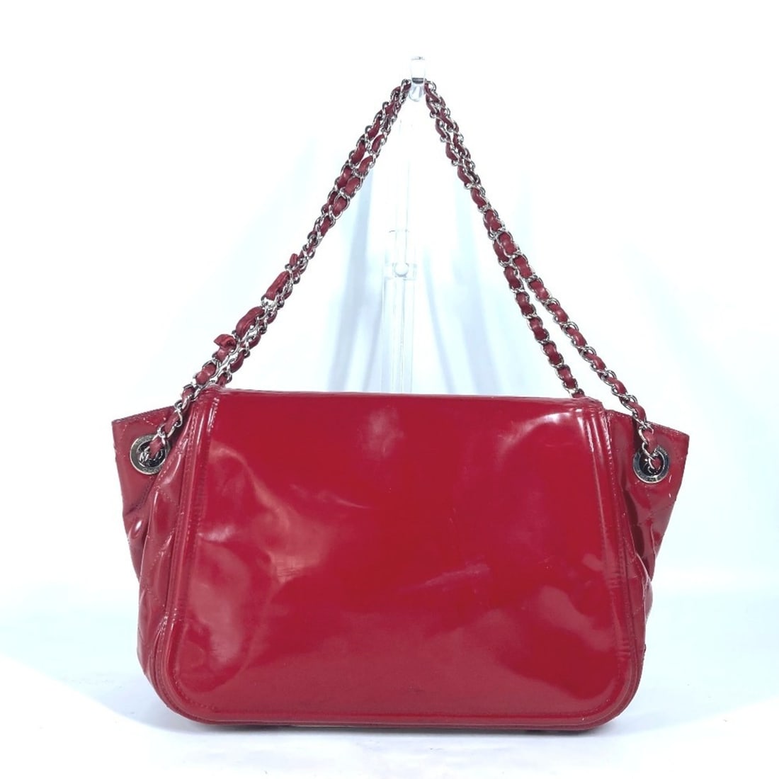 CHANEL CC Coco Mark Lipstick W Chain Bag Flap Shoulder Enamel Women's Red G-241110-10: --- Catalog ---Category: SizeSize (HxWxD): 22cm x 24.5cm x 13cm / 8.66'' x 9.64'' x 5.11''Category: DesignType: Shoulder bagColor: Pink, Red colorGender: WomenClosure: MagnetMaterial: Leather Leather/