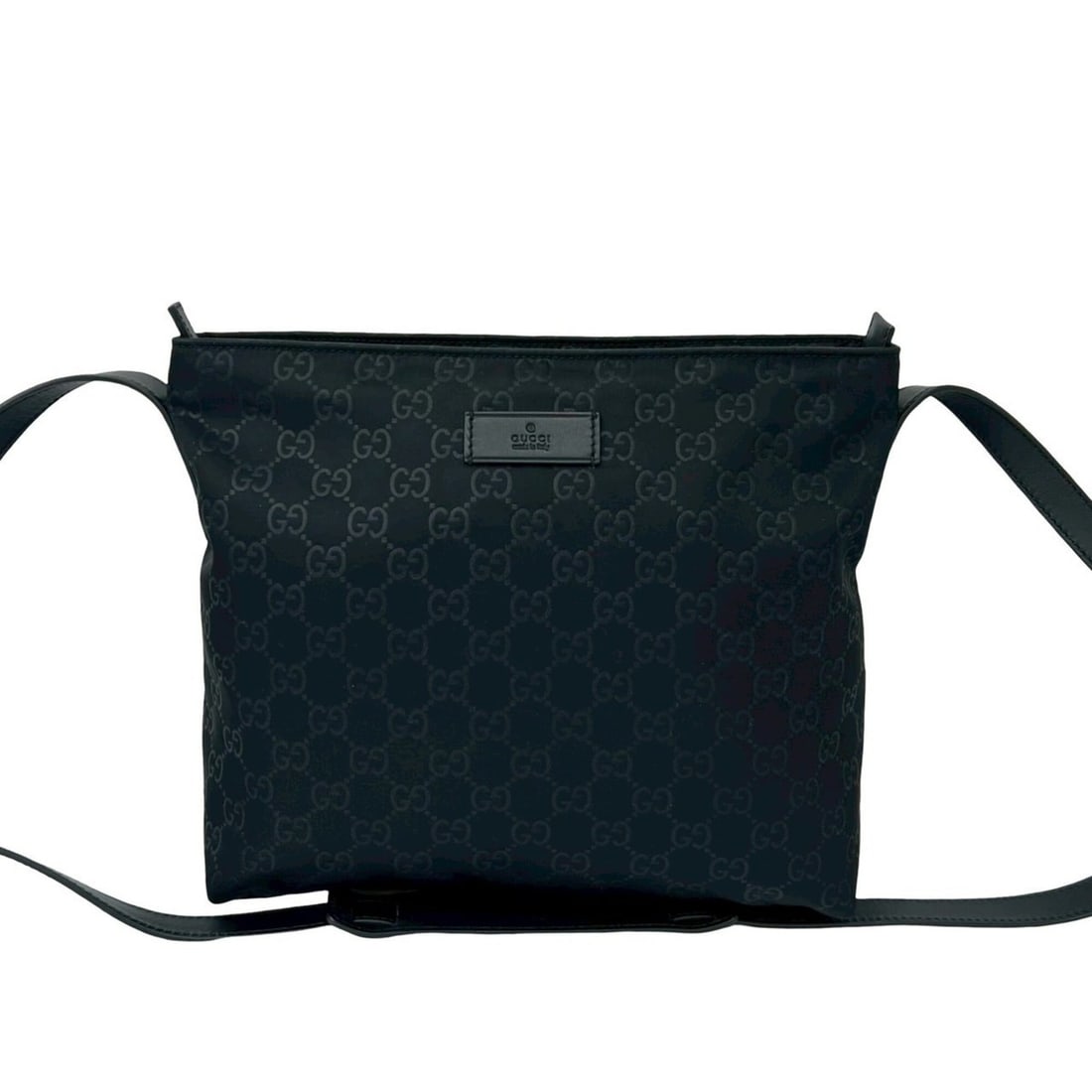 GUCCI GG Nylon Logo Leather Shoulder Bag, Sacoche, Pouch, Crossbody Black 23556: --- Catalog ---Category: SizeSize (HxWxD): 25cm x 27.5cm x 9.5cm / 9.84'' x 10.82'' x 3.74''Category: DesignType: Pochette, Shoulder bagColor: BlackGender: WomenMaterial: Nylon , Leather Category: Gen