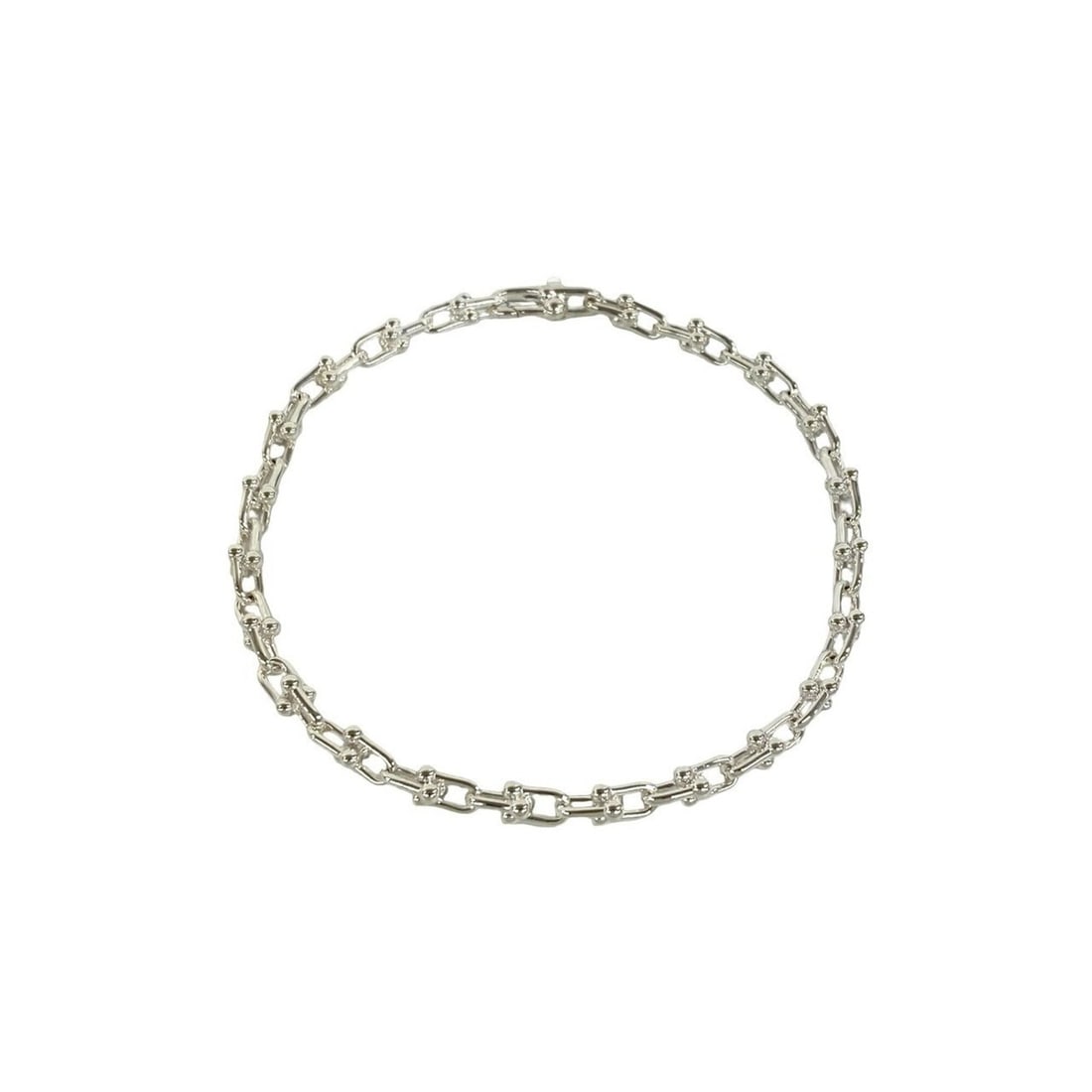 TIFFANY&Co. Tiffany HardWear Micro Bracelet, Sterling Silver 925 Chain Accessory, 26588: --- Catalog ---Category: SizeLength: 17.3cm / 6.81''Category: DesignType: Charm braceletColor: SilverGender: WomenMaterial: Silver 925Category: GeneralBrand: Tiffany--- Item List ---Section: Condition