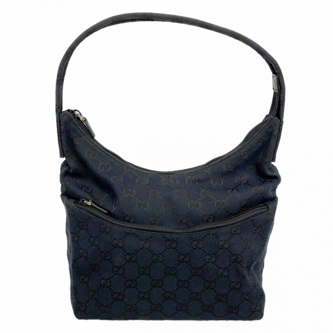 Gucci Shoulder Bag GG Canvas 001 3386 Black Women's: --- Catalog ---Category: SizeSize (HxWxD): 20cm x 23cm x 13cm / 7.87'' x 9.05'' x 5.11''Category: DesignType: Shoulder bagColor: BlackGender: WomenMaterial: Canvas Hardware Color: SilverCategory: Gene