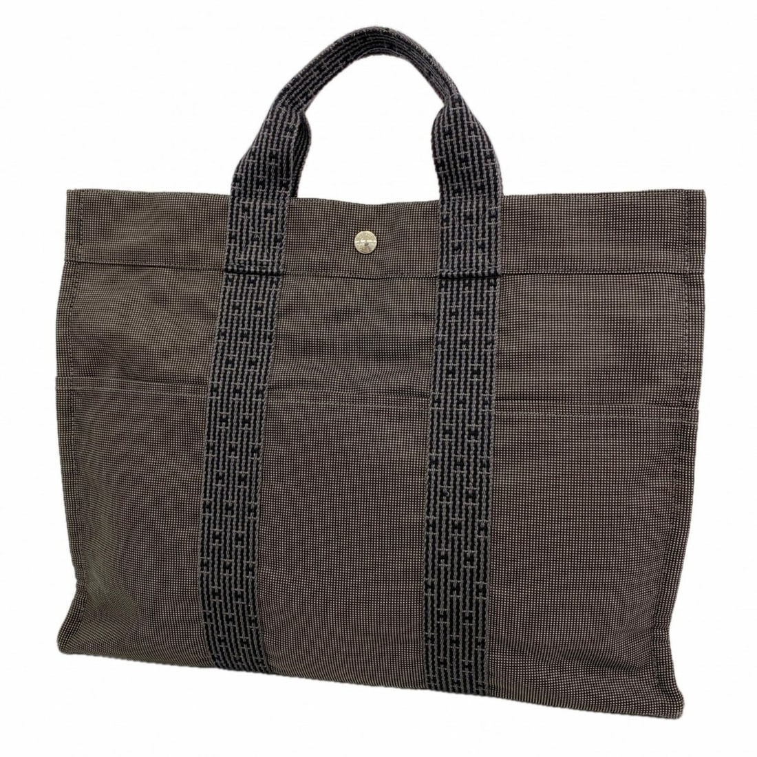 Hermes Herline MM Canvas Tote Bag, Gray, Women's: --- Catalog ---Category: SizeSize (HxWxD): 33cm x 42.5cm x 11cm / 12.99'' x 16.73'' x 4.33''Category: DesignType: Tote bagColor: GrayGender: WomenMaterial: Canvas Hardware Color: SilverCategory: Gener