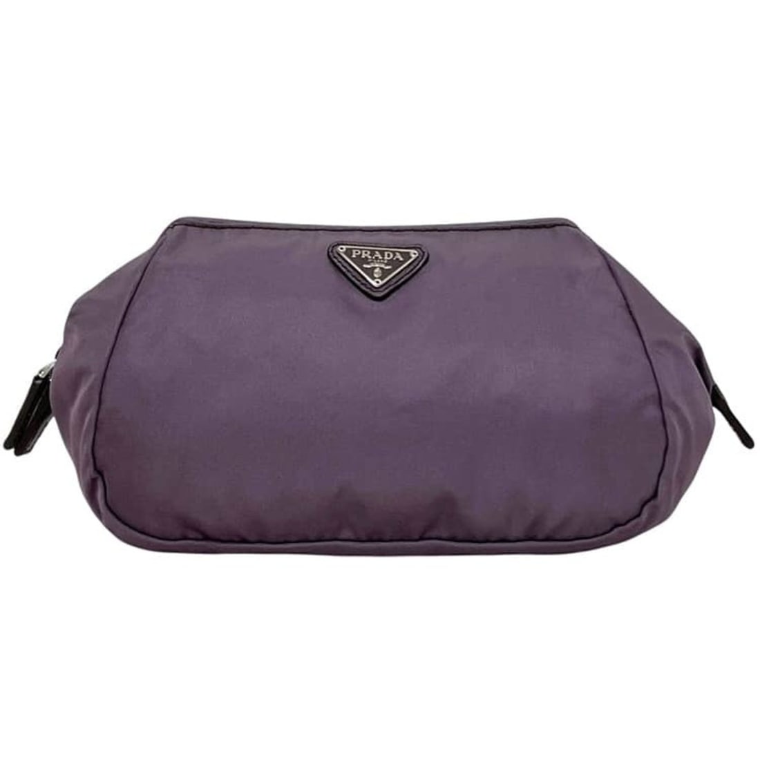 Prada pouch, purple, MIRTILLO VALA 1NA011, nylon, size 42, PRADA triangular plate.: --- Catalog ---Category: SizeSize (HxWxD): 14cm x 23cm x 8cm / 5.51'' x 9.05'' x 3.14''Category: DesignType: PouchColor: PurpleGender: Women,MenMaterial: Nylon Category: GeneralBrand: Prada--- Item Li