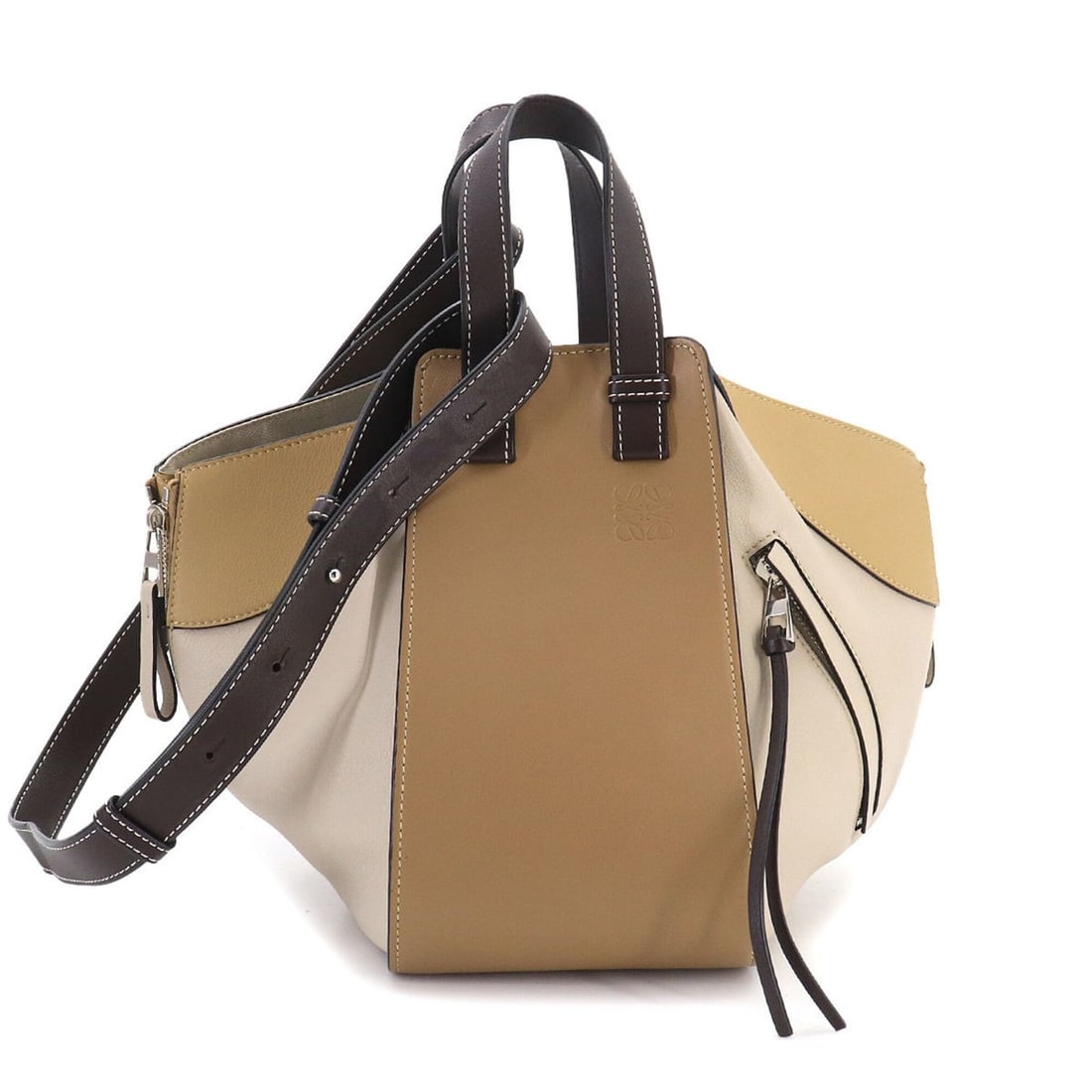 LOEWE Hammock Small 2-way Handbag Shoulder Bag Leather Beige Brown Gold Hardware: --- Catalog ---Category: SizeSize (HxWxD): 24cm x 40cm x 28cm / 9.44'' x 15.74'' x 11.02''Category: DesignType: HandbagColor: Beige, BrownGender: WomenMaterial: Leather Category: GeneralBrand: LoeweCo