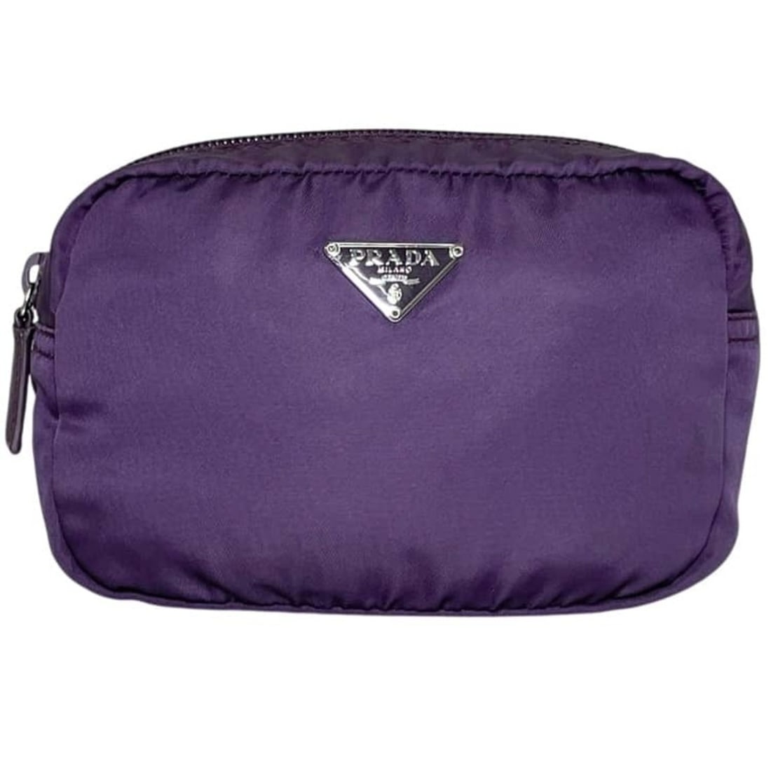 Prada pouch, purple, MALVA VALA MV340, nylon, size 42, PRADA plate.: --- Catalog ---Category: SizeSize (HxWxD): 10cm x 14cm x 5.5cm / 3.93'' x 5.51'' x 2.16''Category: DesignType: PouchColor: PurpleGender: Women,MenMaterial: Nylon Category: GeneralBrand: Prada--- Item 