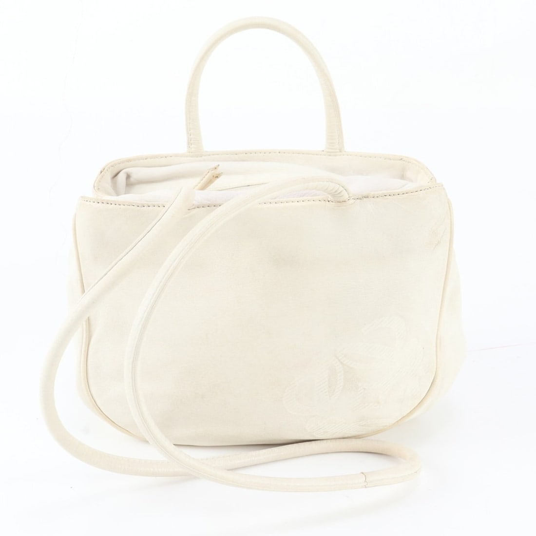 Loewe Vintage Anagram Leather 2-Way Shoulder Bag/Handbag - Brand Name Women's: --- Catalog ---Category: SizeSize (HxWxD): 17cm x 21cm x 10cm / 6.69'' x 8.26'' x 3.93''Category: DesignType: Handbag, Shoulder bagColor: WhiteGender: WomenMaterial: Leather Category: GeneralBrand: Lo