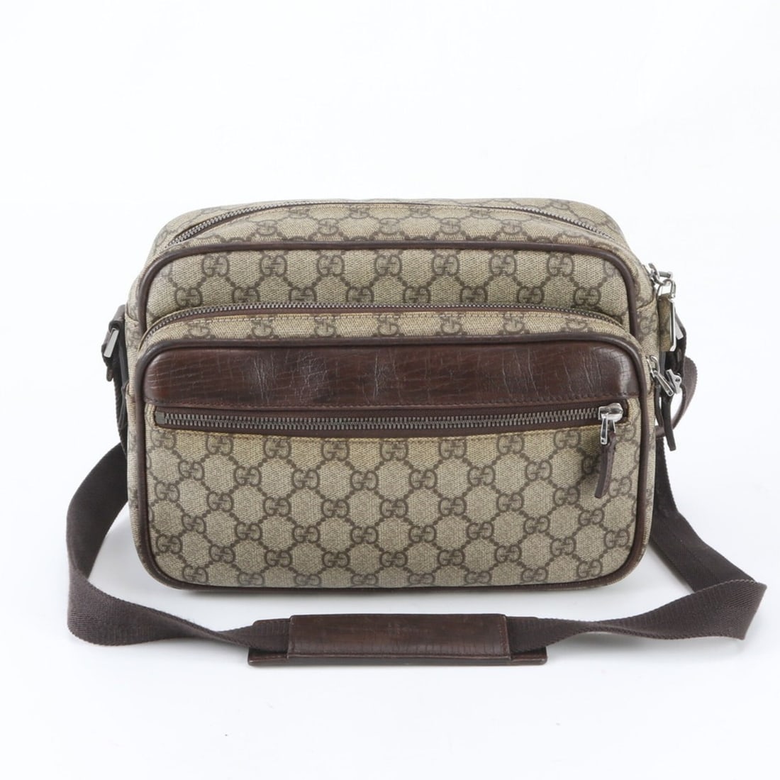 Gucci GG Supreme 114531 Leather Shoulder Bag Messenger Tote for Men: --- Catalog ---Category: SizeSize (HxWxD): 18cm x 26cm x 11cm / 7.08'' x 10.23'' x 4.33''Category: DesignType: Shoulder bag, Tote bagColor: Beige, Dark brownGender: MenMaterial: Leather , Coated canva