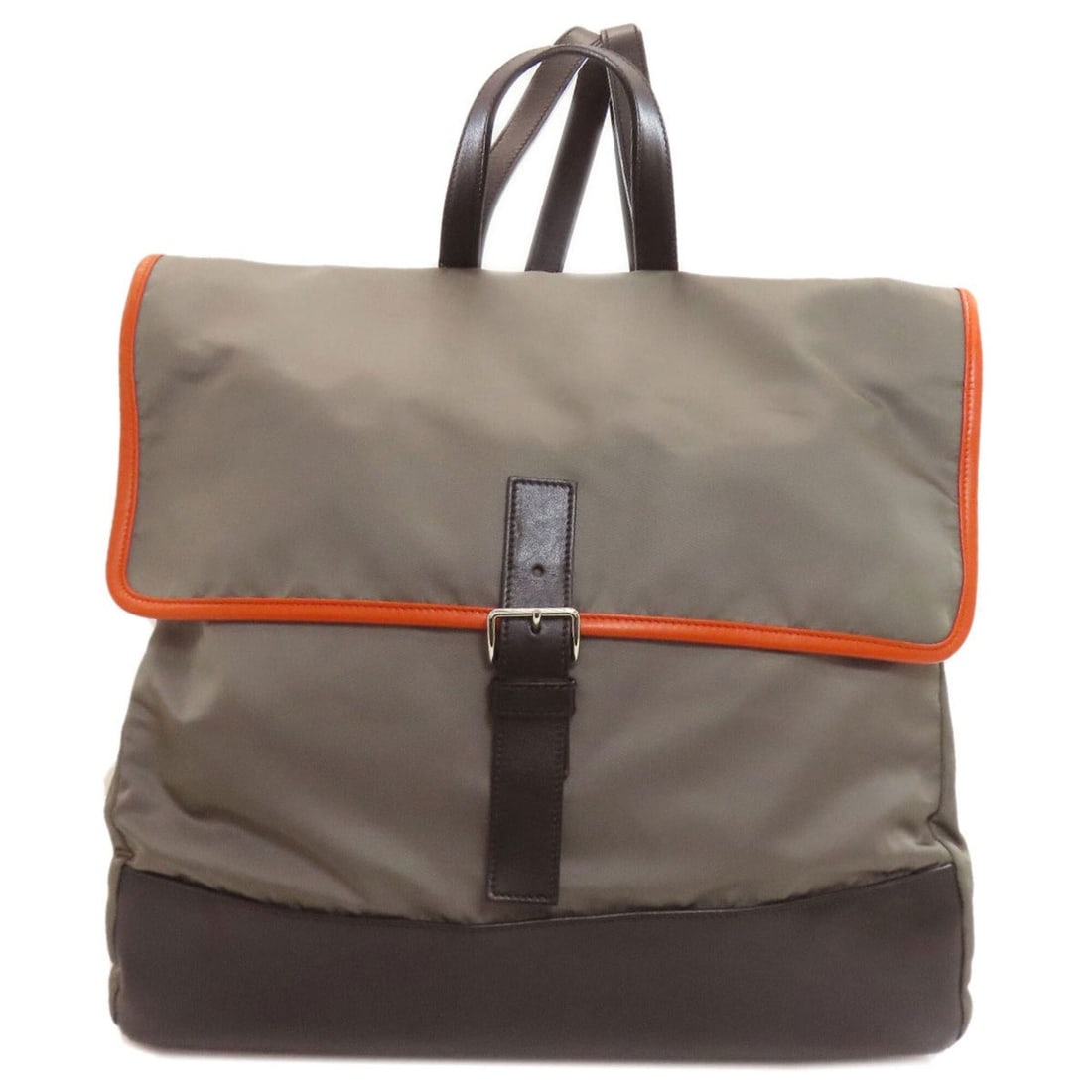 Prada 2VZ010 Logo Hardware Backpack/Daypack Nylon Men's PRADA: --- Catalog ---Category: SizeSize (HxWxD): 45cm x 39cm x 13.5cm / 17.71'' x 15.35'' x 5.31''Strap Length: 49cm - 61cm / 19.29'' - 24.01''Handle Length: 27cm / 10.62''Category: DesignType: BackpackColo