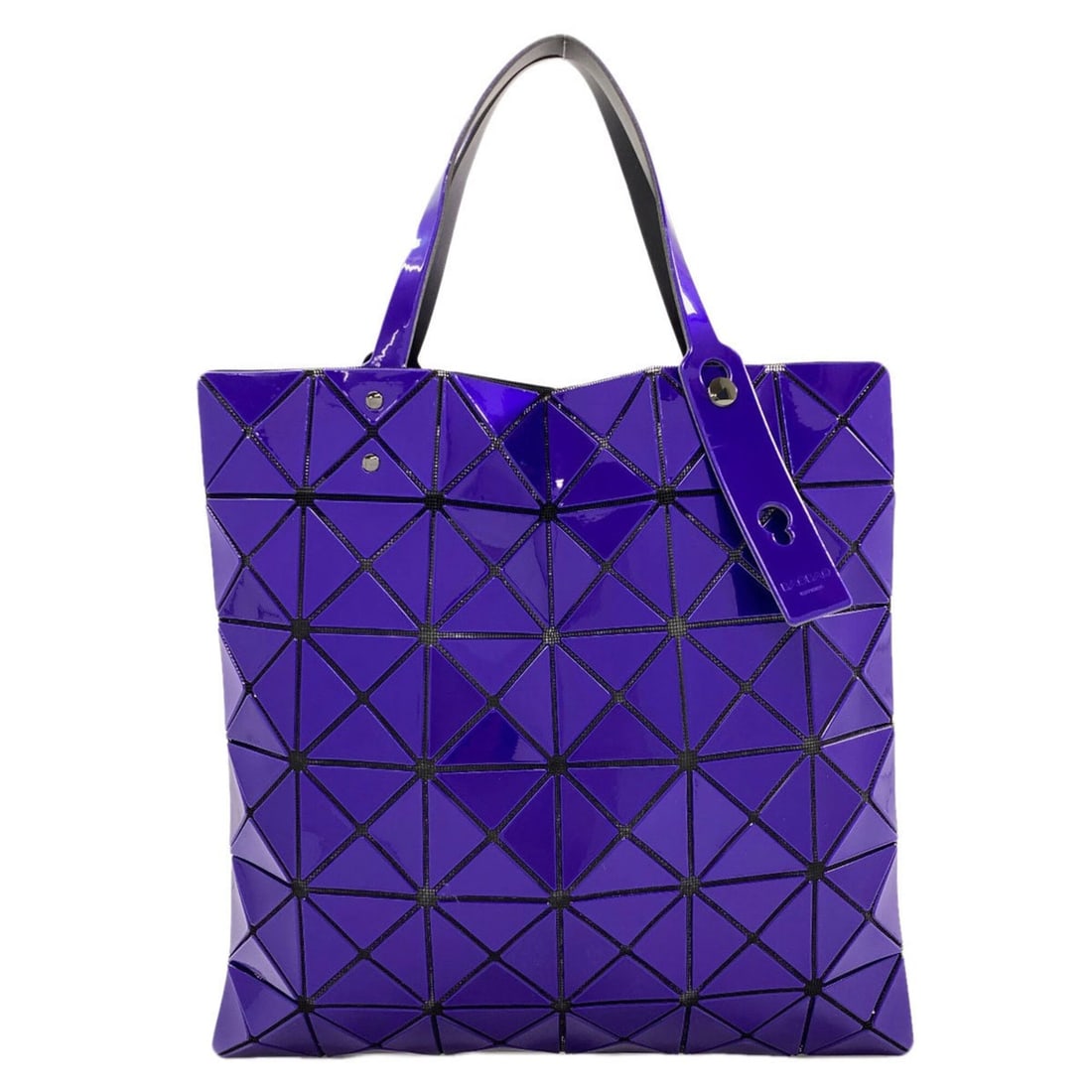 Issey Miyake Bao Tote Bag, PVC, Women's, ISSEY MIYAKE INC.: --- Catalog ---Category: SizeSize (HxWxD): 34cm x 34cm x 1cm / 13.38'' x 13.38'' x 0.39''Handle Length: 36cm - 43cm / 14.17'' - 16.92''Category: DesignType: Tote bagColor: BlueGender: WomenMaterial: P