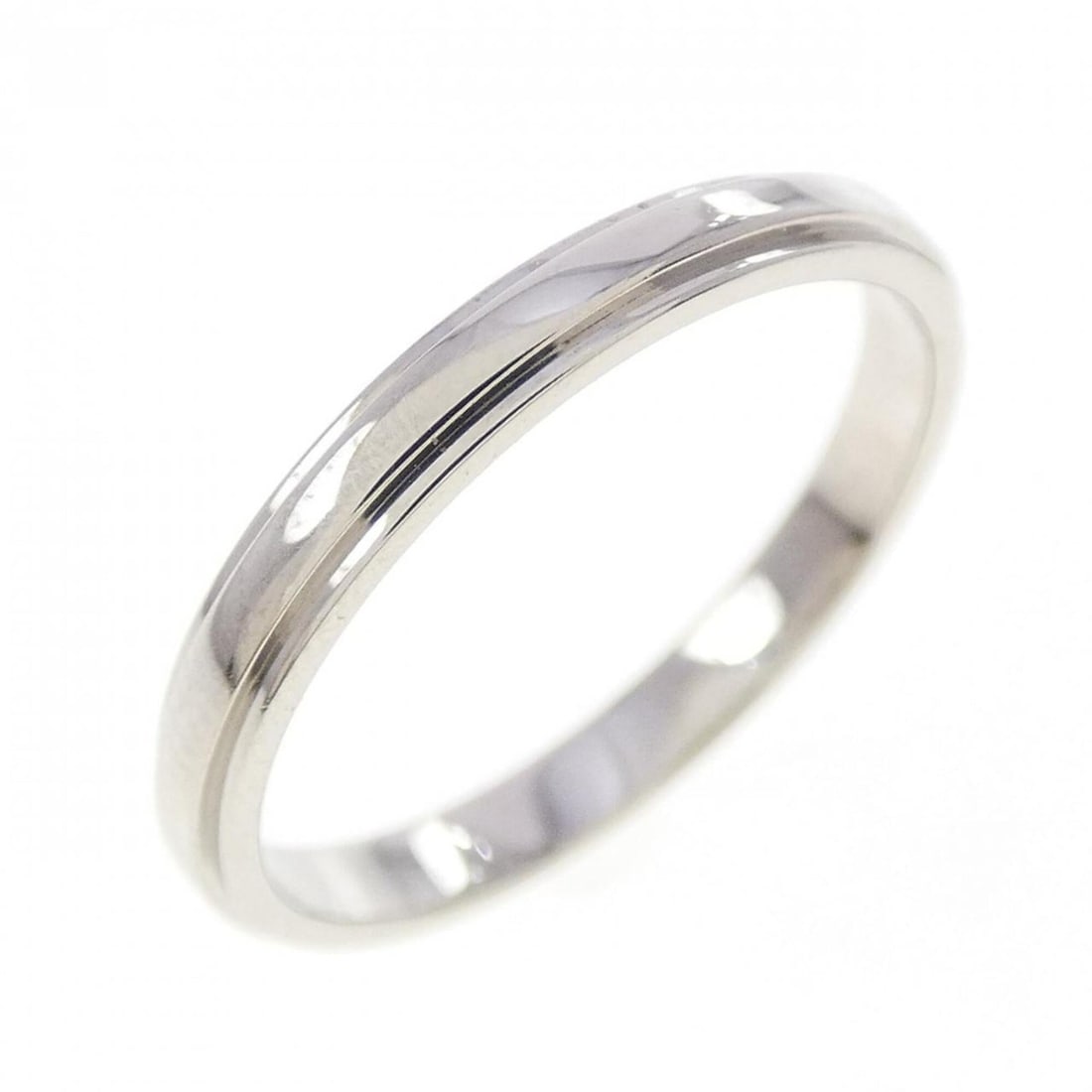 Cartier Damour Ring: --- Catalog ---Category: SizeUS Size: 5Brand Size: 49Category: DesignType: Band ringGender: WomenMaterial: Platinum 950Category: GeneralMPN: B4093900Brand: Cartier--- Item List ---Section: