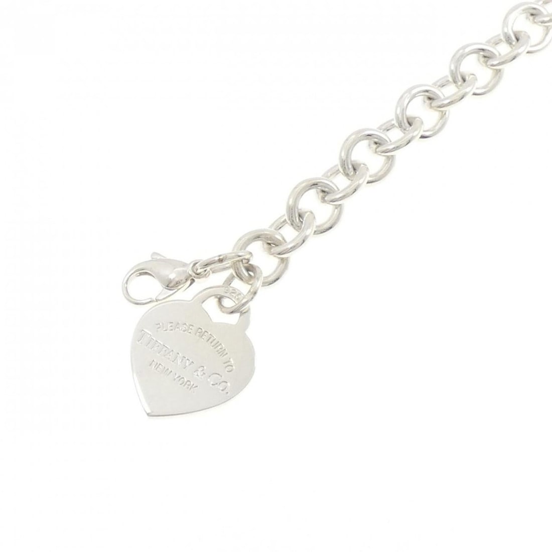 Tiffany & Co. Return to Heart Tag Bracelet: --- Catalog ---Category: SizeLength: 18cm / 7.08''Category: DesignType: Charm braceletGender: WomenMaterial: Silver 925Category: GeneralBrand: Tiffany--- Item List ---Section: ConditionRanking: Rank
