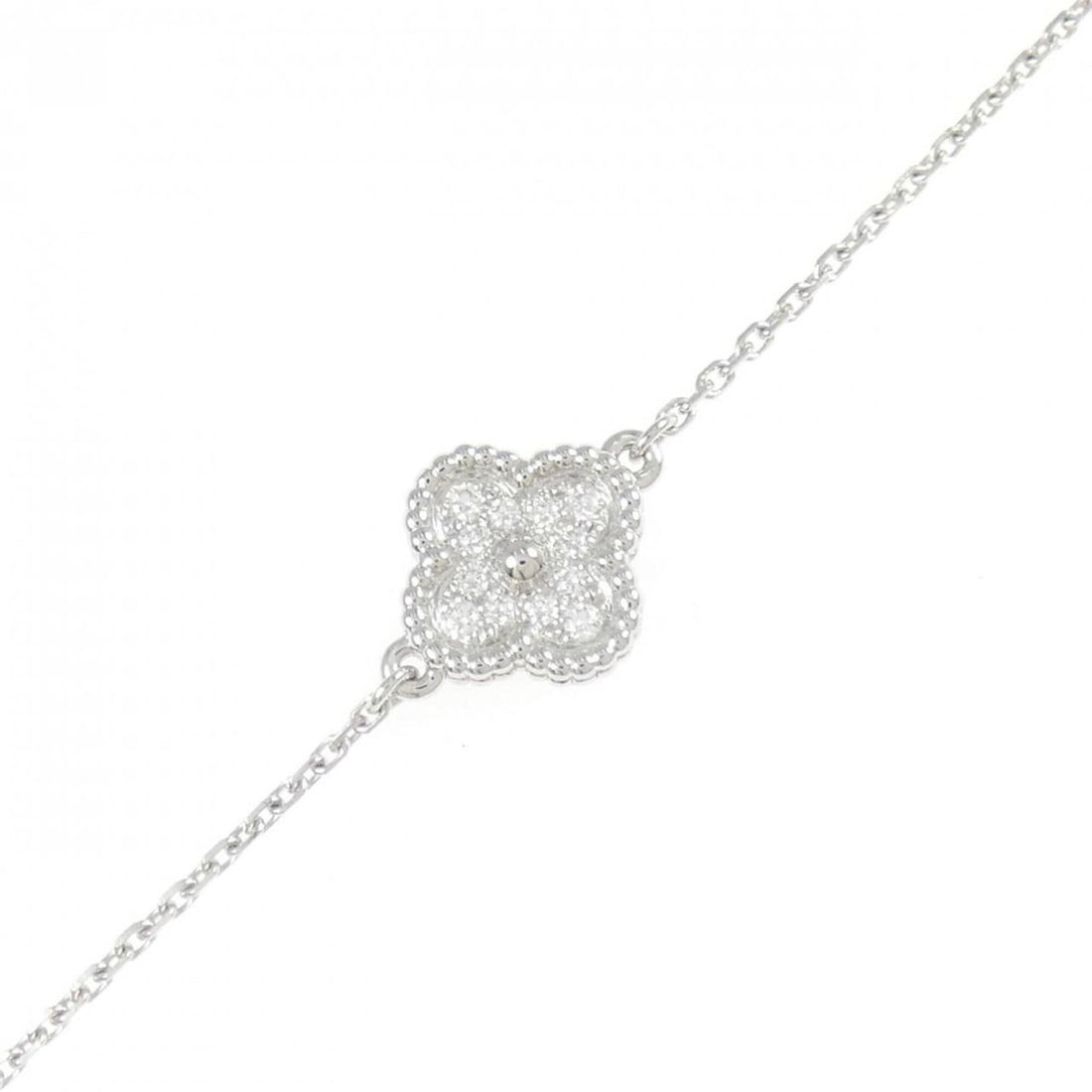 Van Cleef & Arpels Sweet Alhambra Bracelet: --- Catalog ---Category: SizeLength: 16cm - 17.5cm / 6.29'' - 6.88''Category: DesignType: Charm braceletGender: WomenMaterial: White gold (18K)Category: GeneralBrand: Van Cleef & Arpels--- Item List