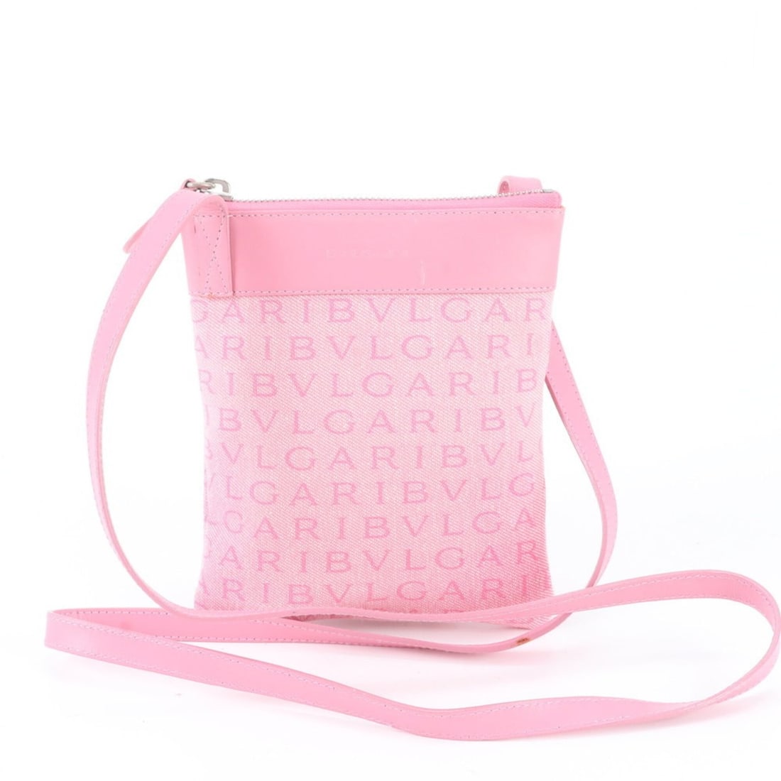 Bvlgari Logomania Leather x Canvas Shoulder Bag Crossbody for Women: --- Catalog ---Category: SizeSize (HxWxD): 17cm x 14cm x 2cm / 6.69'' x 5.51'' x 0.78''Category: DesignType: Shoulder bagColor: PinkGender: WomenMaterial: Leather , Canvas Category: GeneralBrand: Bvlg