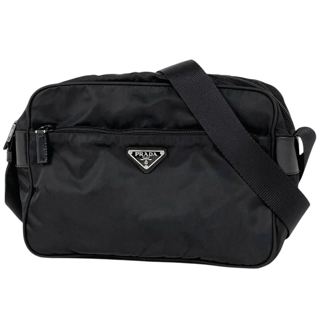 Prada PRADA Logo Plate Shoulder Bag Nylon Nero (Black) Women's: --- Catalog ---Category: SizeSize (HxWxD): 19cm x 27cm x 9cm / 7.48'' x 10.62'' x 3.54''Category: DesignType: Shoulder bagColor: BlackGender: WomenMaterial: Nylon Category: GeneralBrand: Prada--- Item
