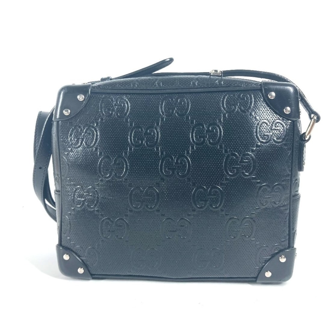 GUCCI 626363 Pochette GG Embossed Shoulder Bag Leather Men's Women's Black G-240925-15: --- Catalog ---Category: SizeSize (HxWxD): 18cm x 22cm x 10cm / 7.08'' x 8.66'' x 3.93''Category: DesignType: Pochette, Shoulder bagColor: BlackGender: Men,WomenMaterial: Leather Category: GeneralBran