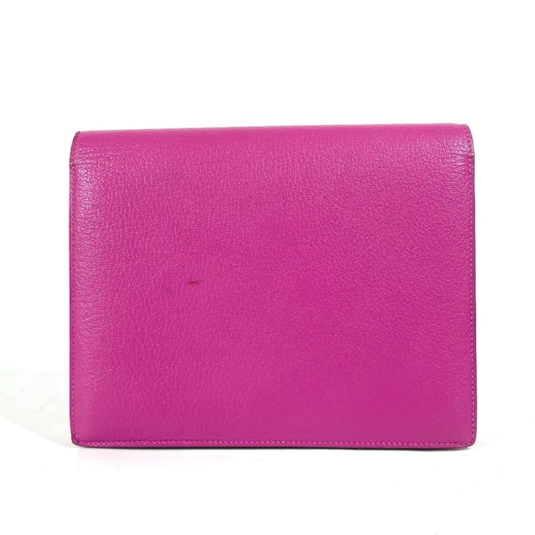 HERMES Hermes Veru Pouch Clutch Bag Chevre Women's Rose Purple G-241110-34: --- Catalog ---Category: SizeSize (HxWxD): 16.5cm x 20.8cm / 6.49'' x 8.18''Category: DesignType: Clutch bag, PouchColor: Rose PurpleGender: WomenMaterial: Chevre leather Hardware Color: SilverCategor