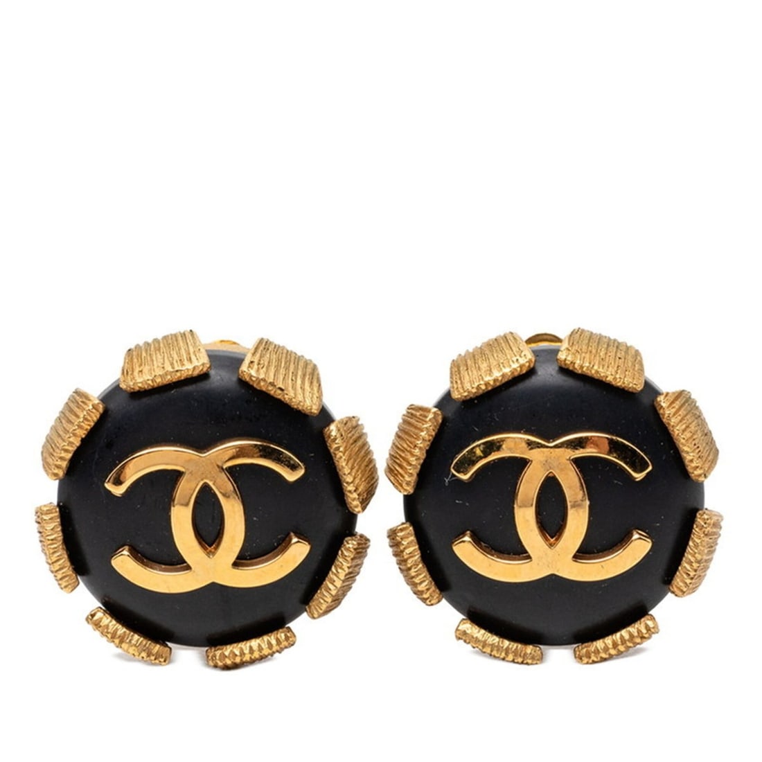 Chanel Coco Mark Vintage Earrings 94P Gold Black Plated Women's CHANEL: --- Catalog ---Category: SizeStone Size (HxW): 22.50mm x 22.50mm / 0.89'' x 0.89''Category: DesignColor: Black, GoldGender: WomenCategory: GeneralBrand: Chanel--- Item List ---Section: ConditionRankin
