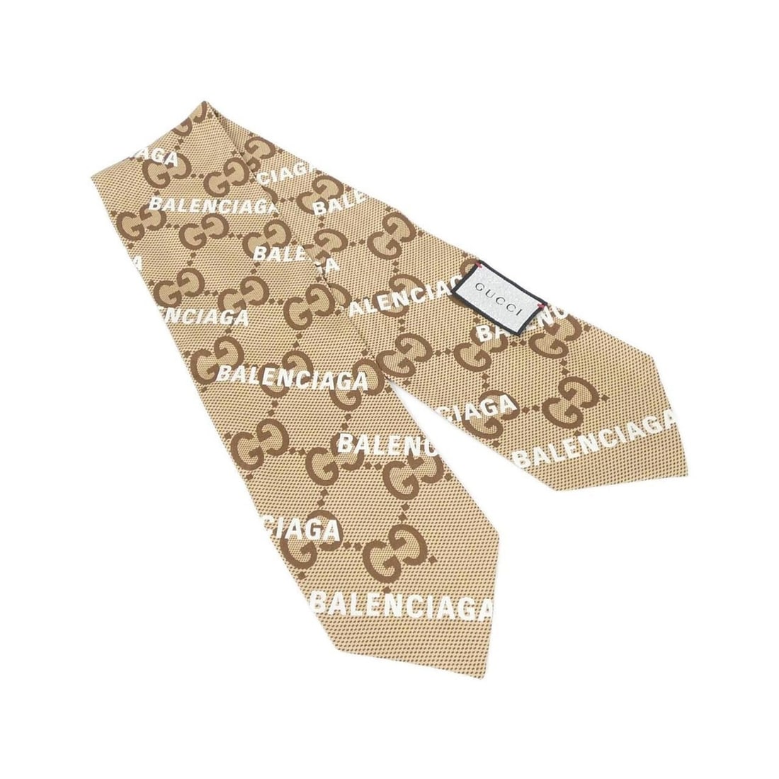 Gucci Maxi GG Print Scarf/Muffler 676777 3G001: --- Catalog ---Category: SizeSize (LxW): 11cm x 86cm / 4.33'' x 33.85''Category: DesignType: ScarfColor: BeigeGender: Women,MenMaterial: Silk Category: GeneralMPN: 676777 3G001Brand: Gucci--- Item