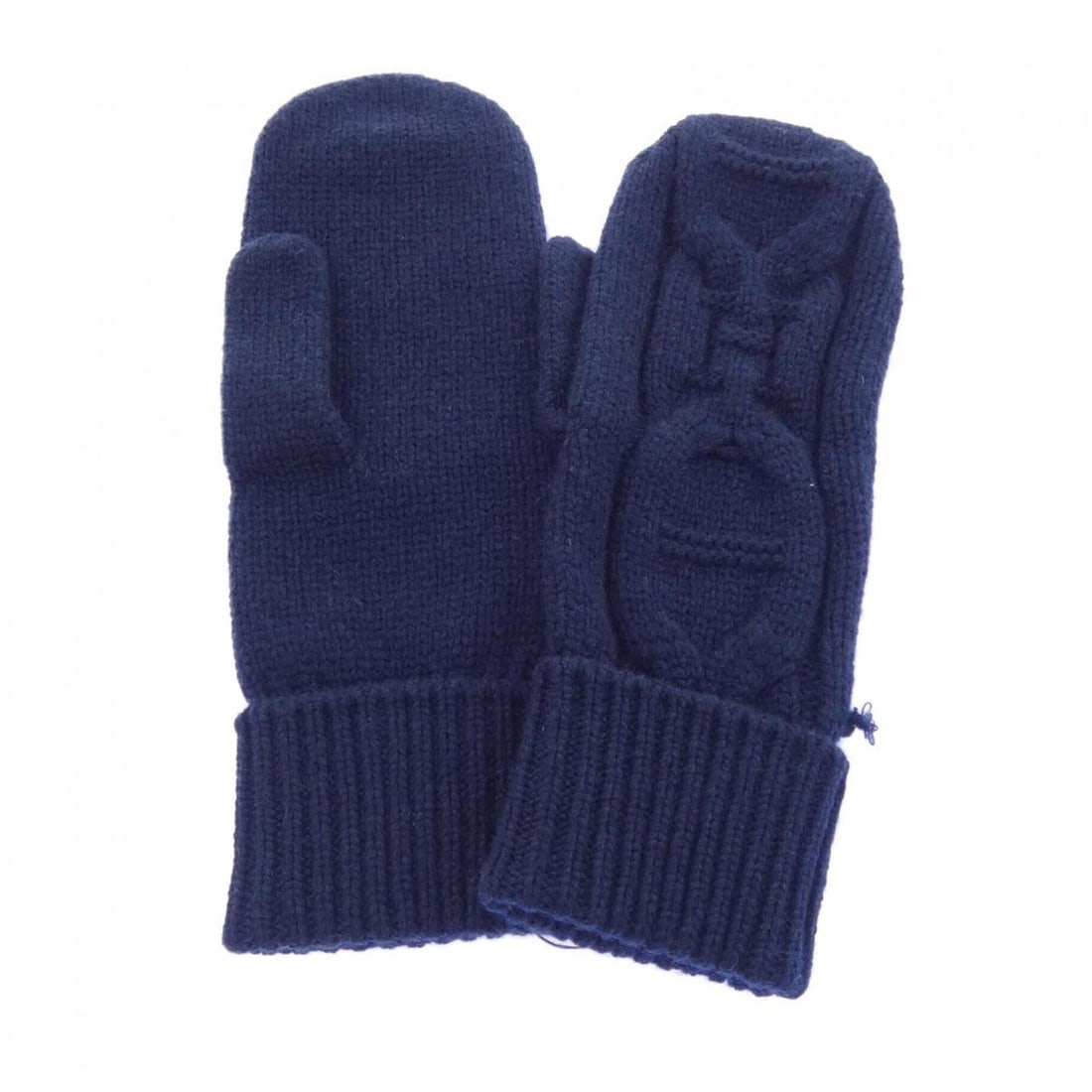 Hermes gloves: --- Catalog ---Category: SizeSize: MTotal Length: 25.5cm / 10.03''Category: DesignType: Warm glovesColor: NavyGender: MenMaterial: Cashmere Category: GeneralBrand: Hermes--- Item List ---Section: Cond