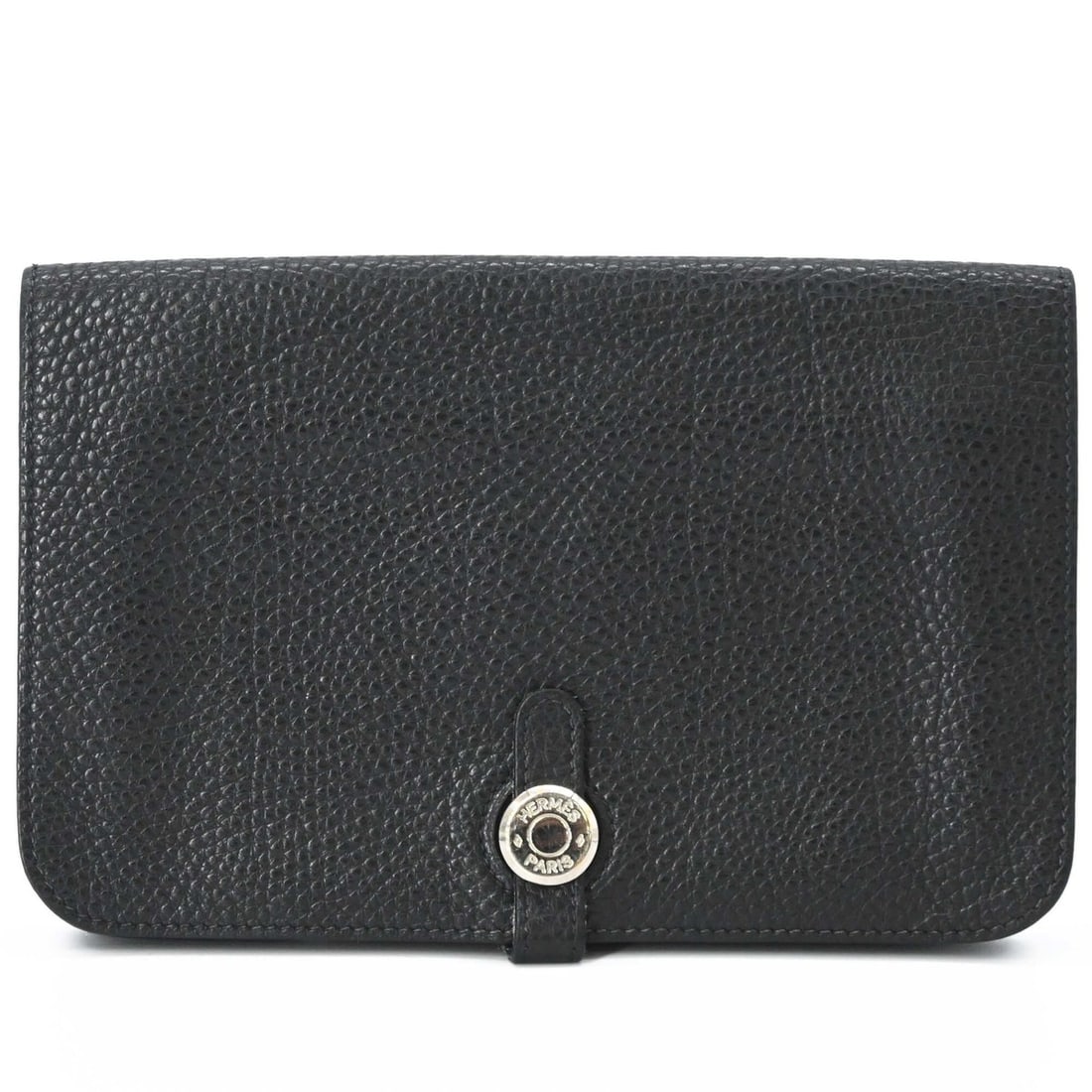 HERMES Dogon Waist Bag Pouch Bi-fold Wallet Black: --- Catalog ---Category: SizeSize (HxWxD): 13cm x 19.5cm x 2cm / 5.11'' x 7.67'' x 0.78''Category: DesignType: Wallet (bi-fold)Color: BlackGender: WomenMaterial: Epsom leather Category: GeneralBrand: 