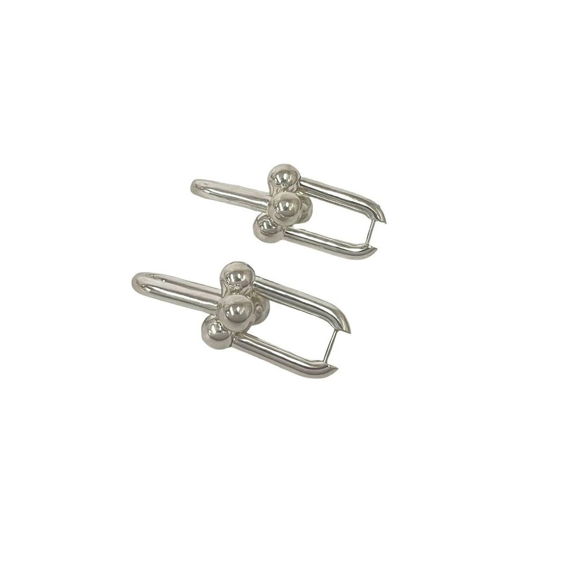 TIFFANY&Co. Tiffany HardWear Extra Large Link Earrings, Sterling Silver 925, Accessory, Item Number: --- Catalog ---Category: SizeSize (HxWxD): 45.00mm x 25.00mm / 1.77'' x 0.98''Category: DesignType: Stud earringsColor: SilverGender: WomenMaterial: Silver 925Category: GeneralBrand: Tiffany--- Item L
