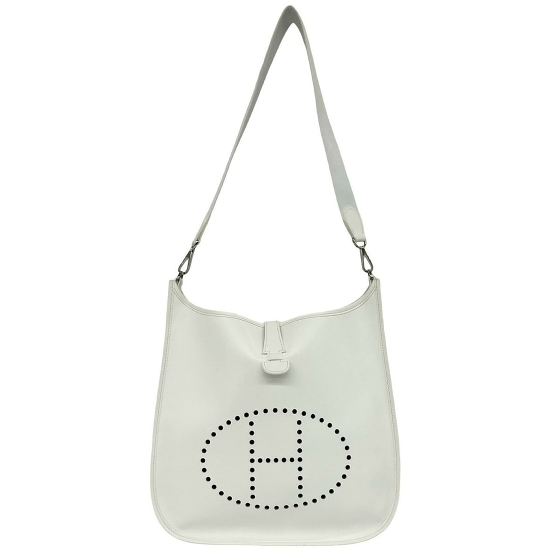 HERMES Evelyne GM Veau Epsom Perforated Leather Shoulder Bag Pochette White 35706: --- Catalog ---Category: SizeSize (HxWxD): 30.5cm x 33cm x 9cm / 12'' x 12.99'' x 3.54''Category: DesignType: Pochette, Shoulder bagColor: WhiteGender: WomenMaterial: Epsom leather Category: GeneralBr